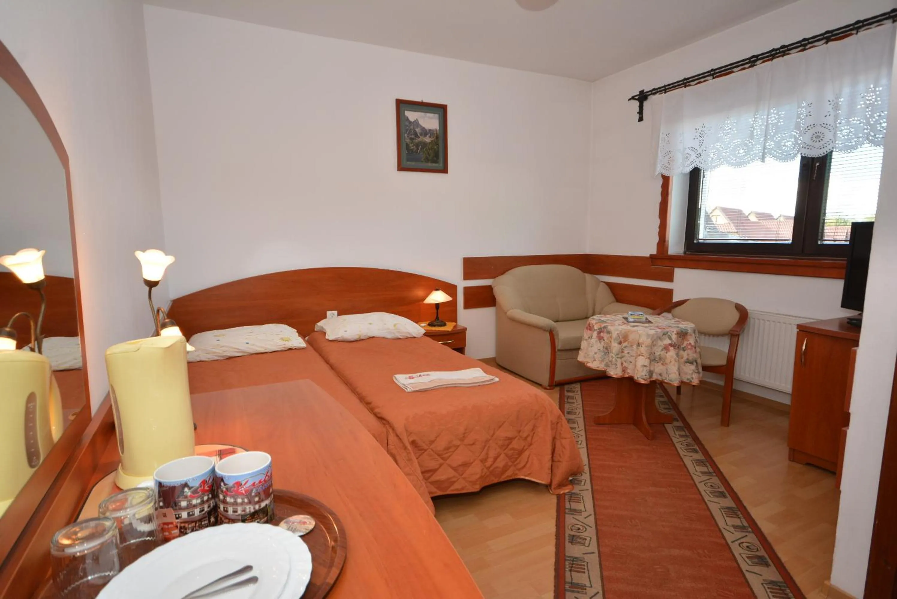 Photo of the whole room, Bed in Willa Kubik