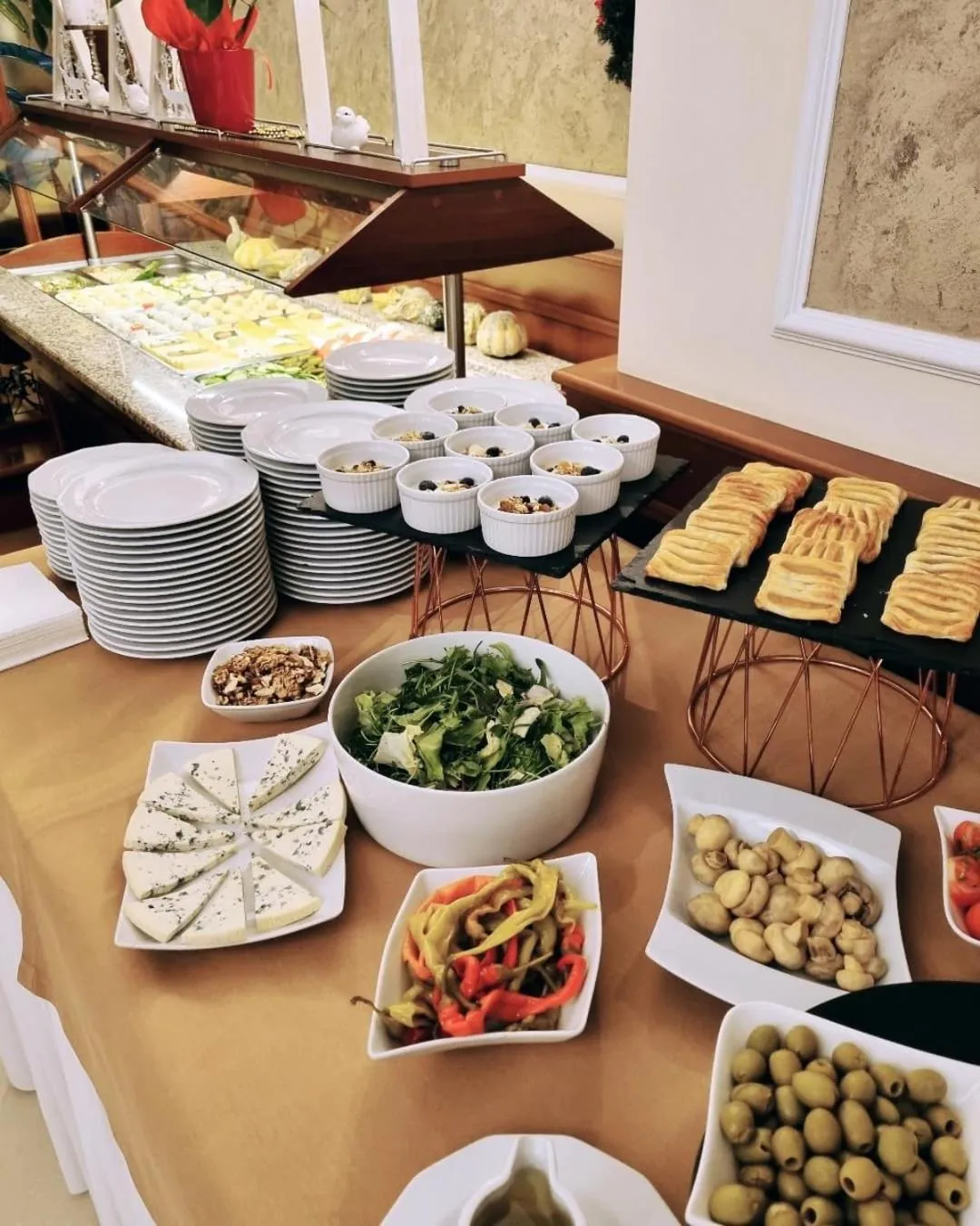 Buffet breakfast in Hotel Liptakówka