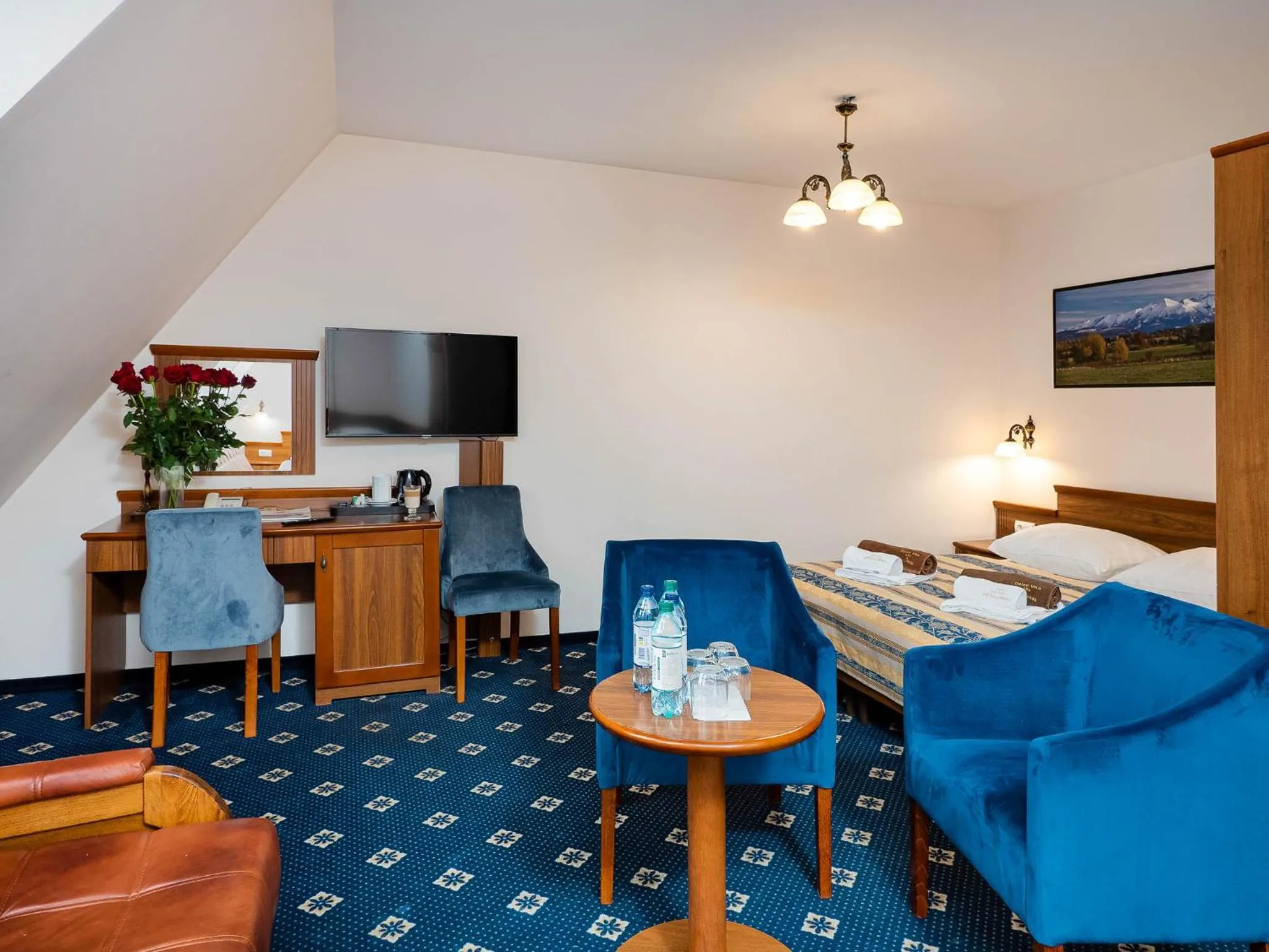 Communal lounge/ TV room in Hotel Liptakówka