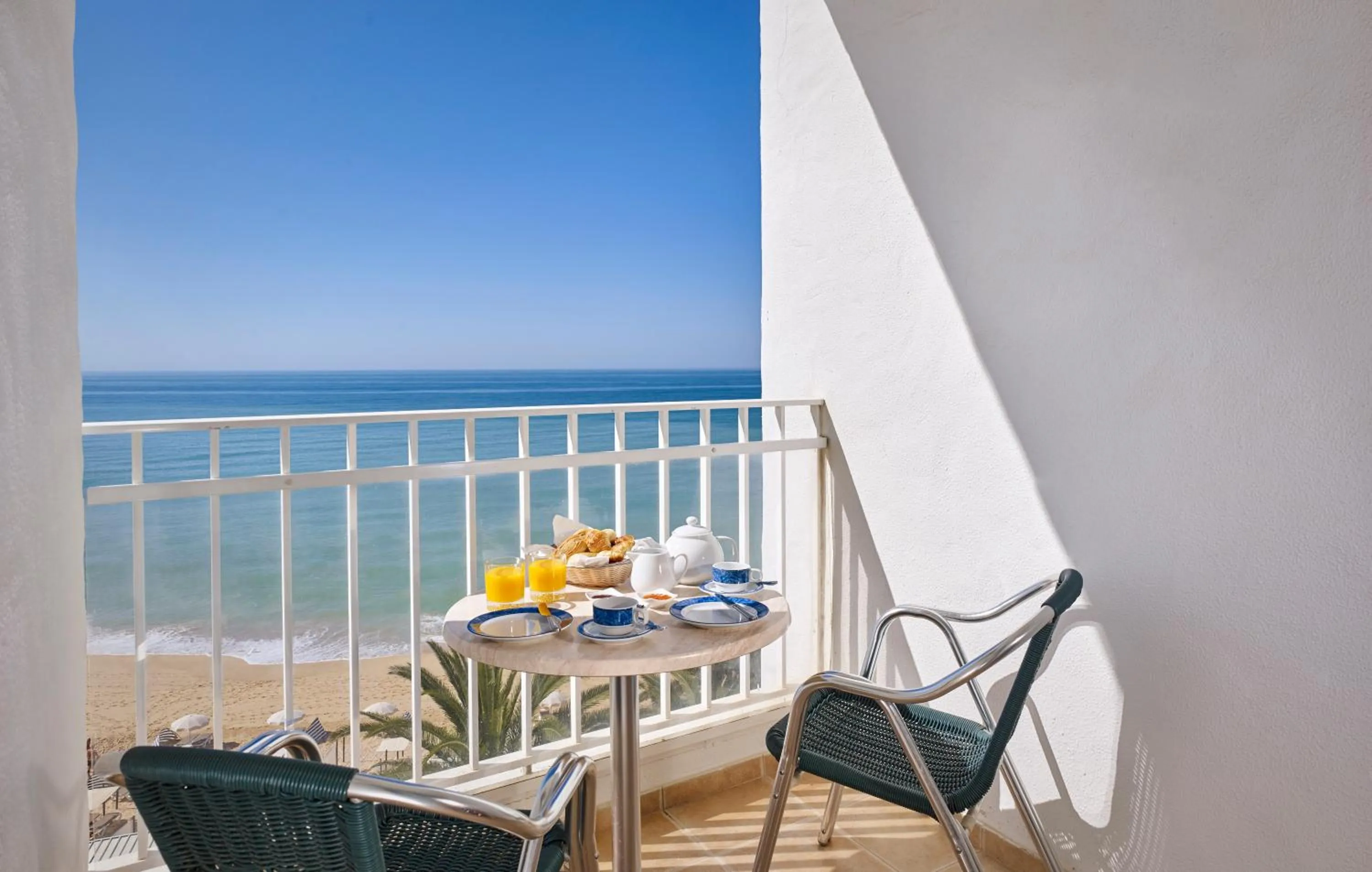 View (from property/room), Balcony/Terrace in Holiday Inn Algarve