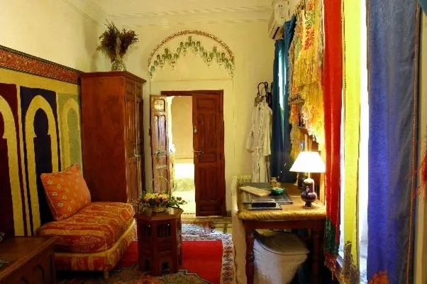 Decorative detail, Bed in Riad Dalia