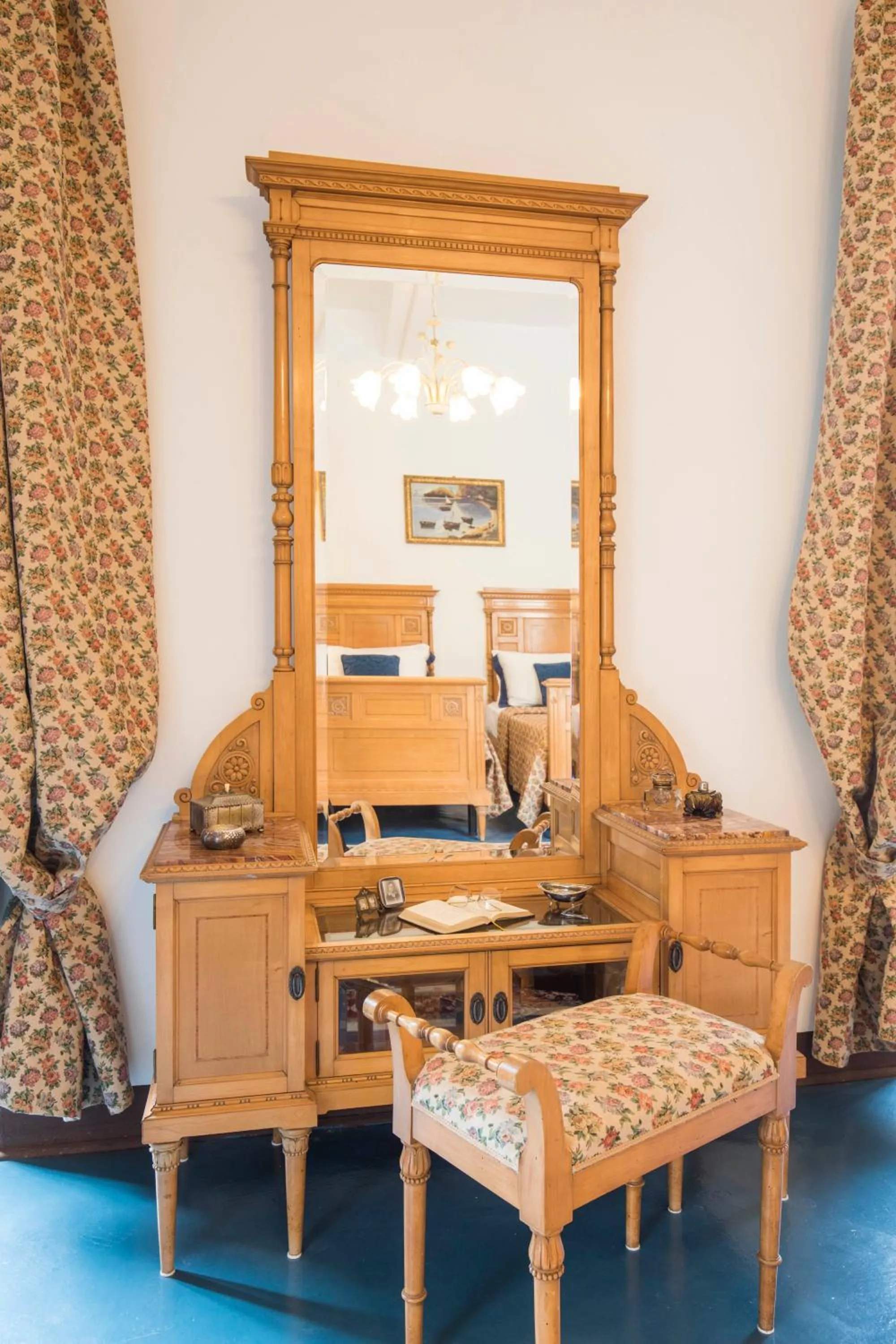 Decorative detail in Residenza Fabroni