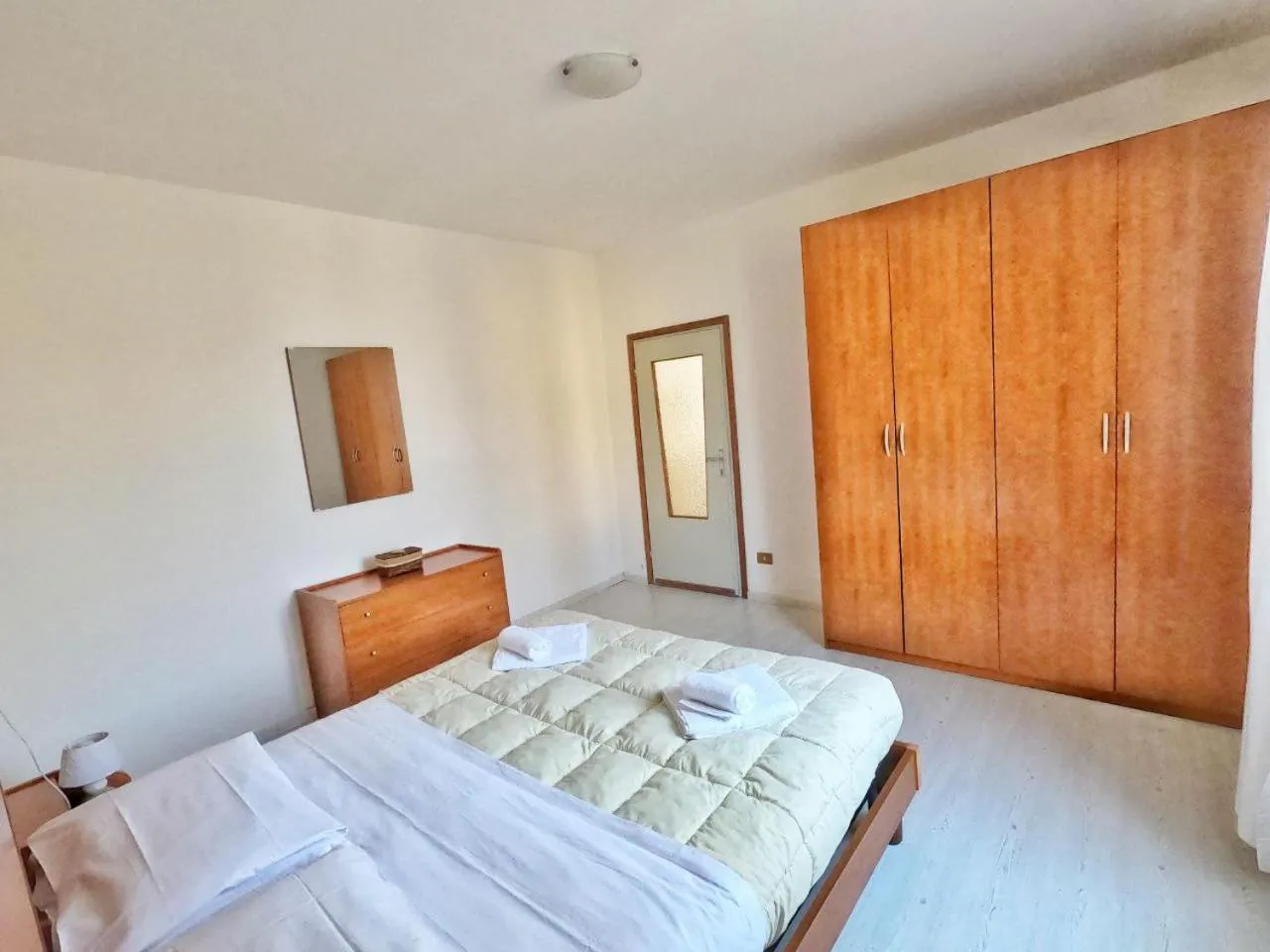 Bedroom, Bed in Appartamenti Casa La Rosa