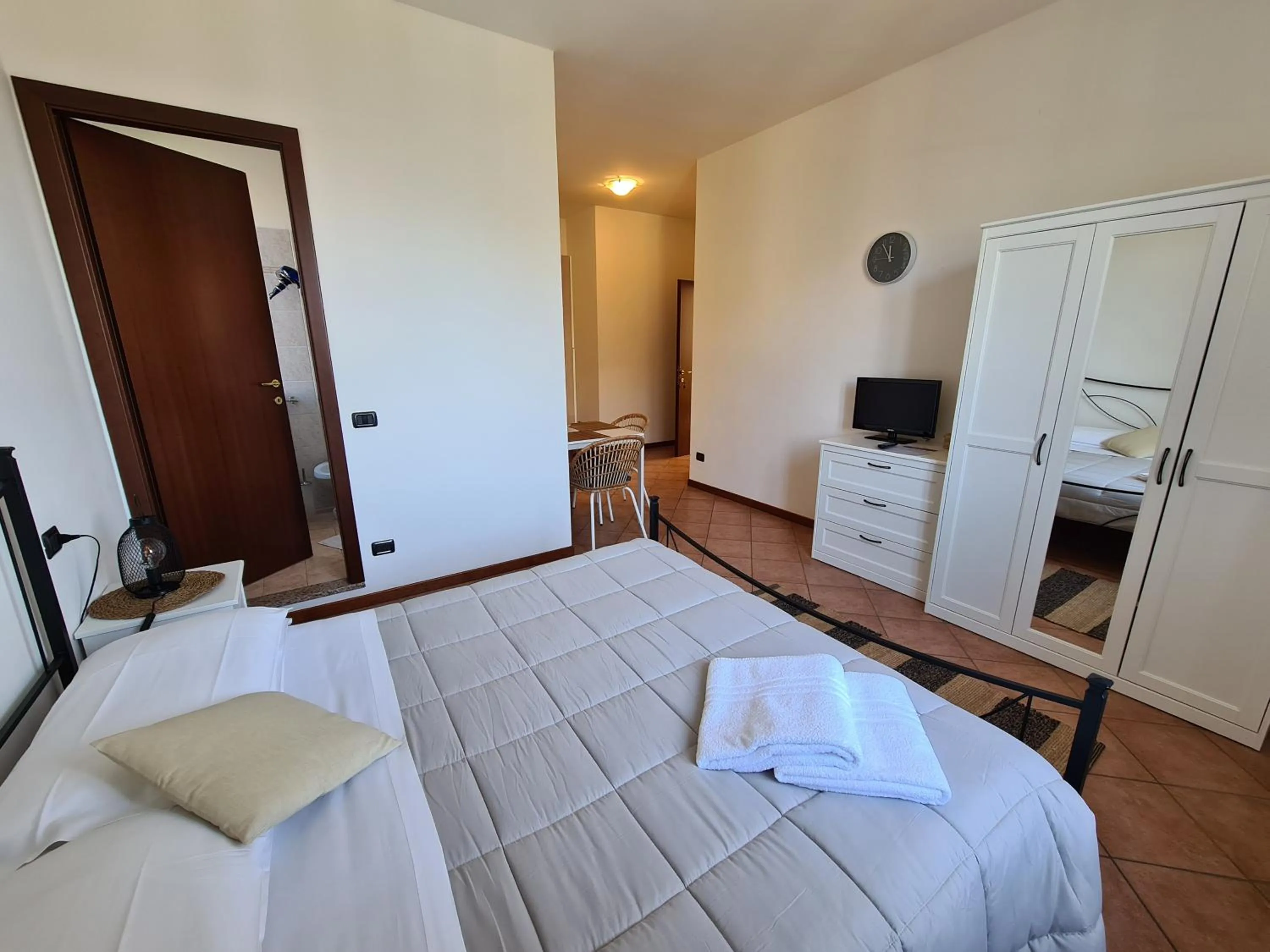 Bedroom, Bed in Appartamenti Casa La Rosa