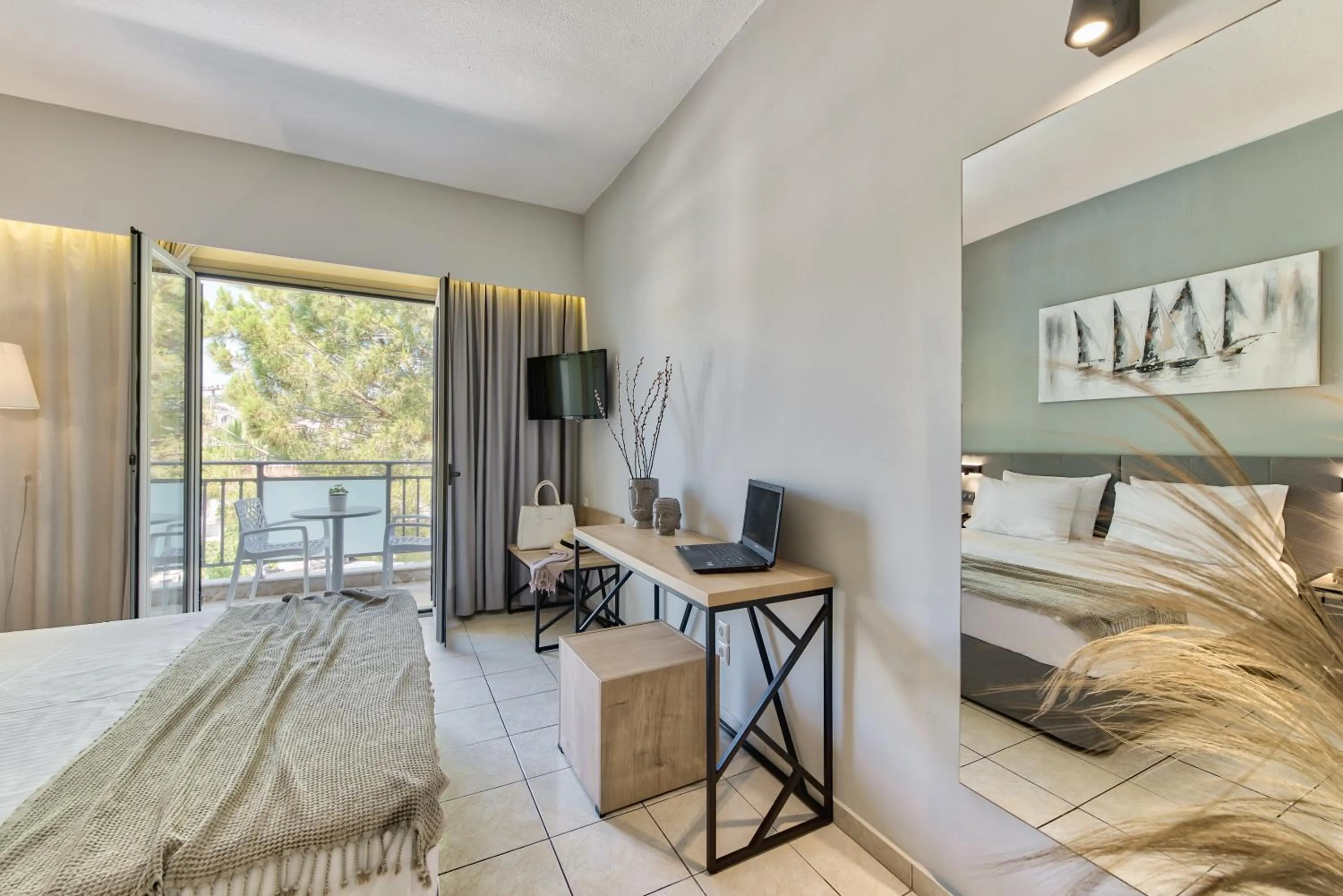 Bed in Contessa Hotel