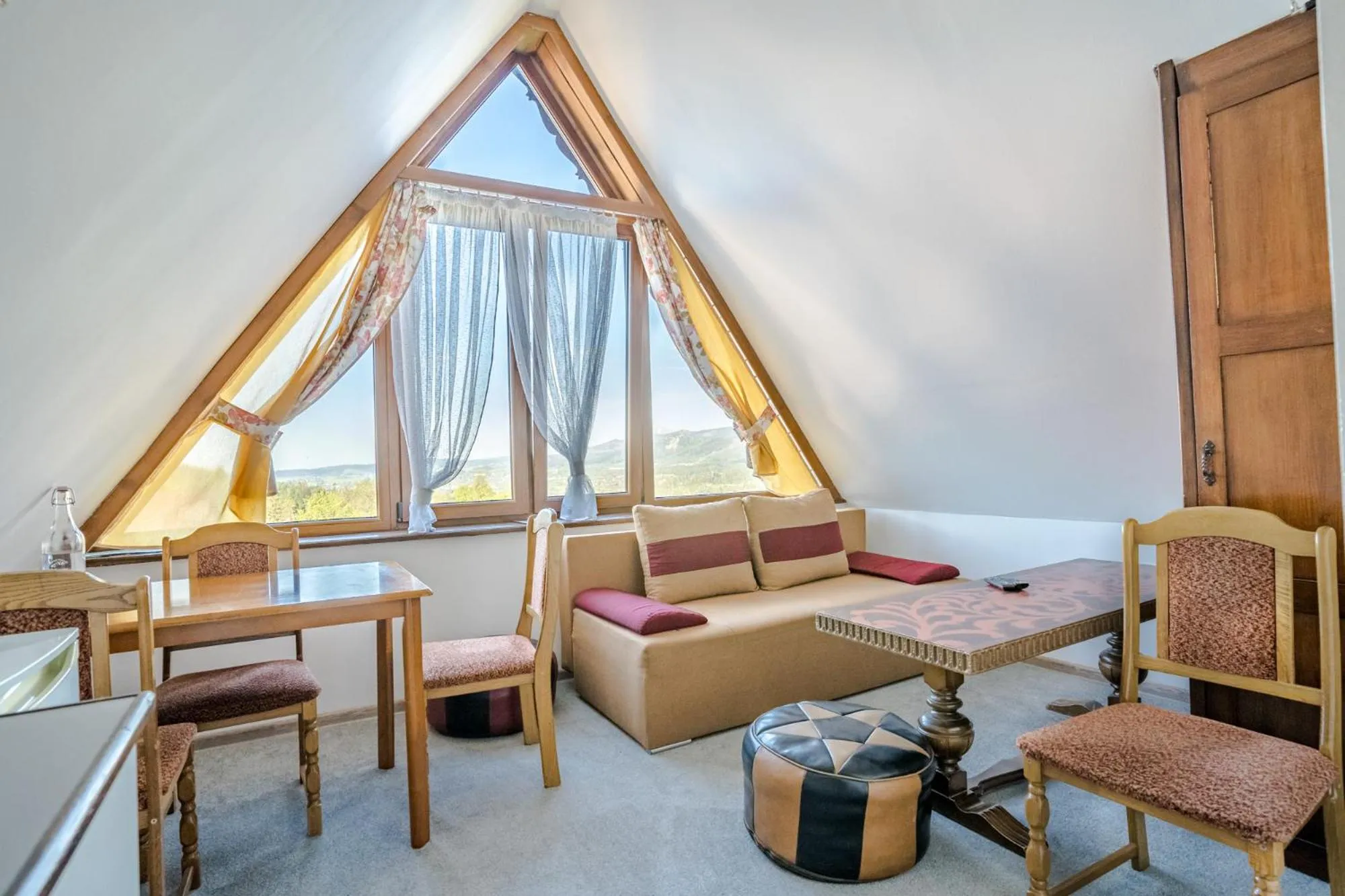 Seating area in Górski Pałacyk Kompleks obiektów