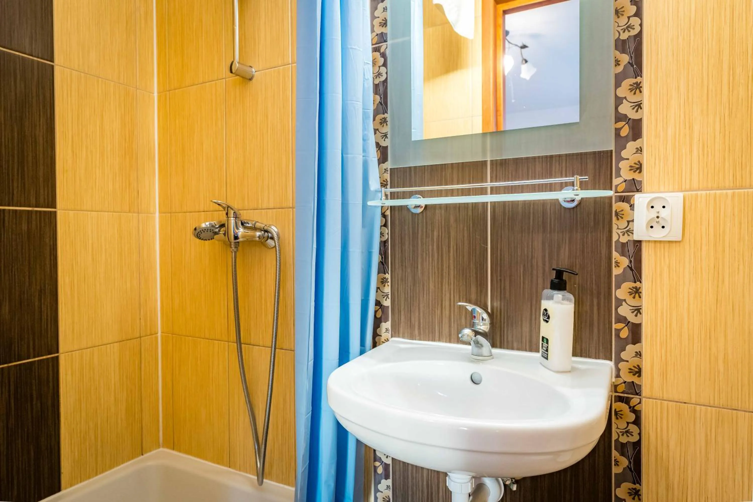 Shower in Górski Pałacyk Kompleks obiektów