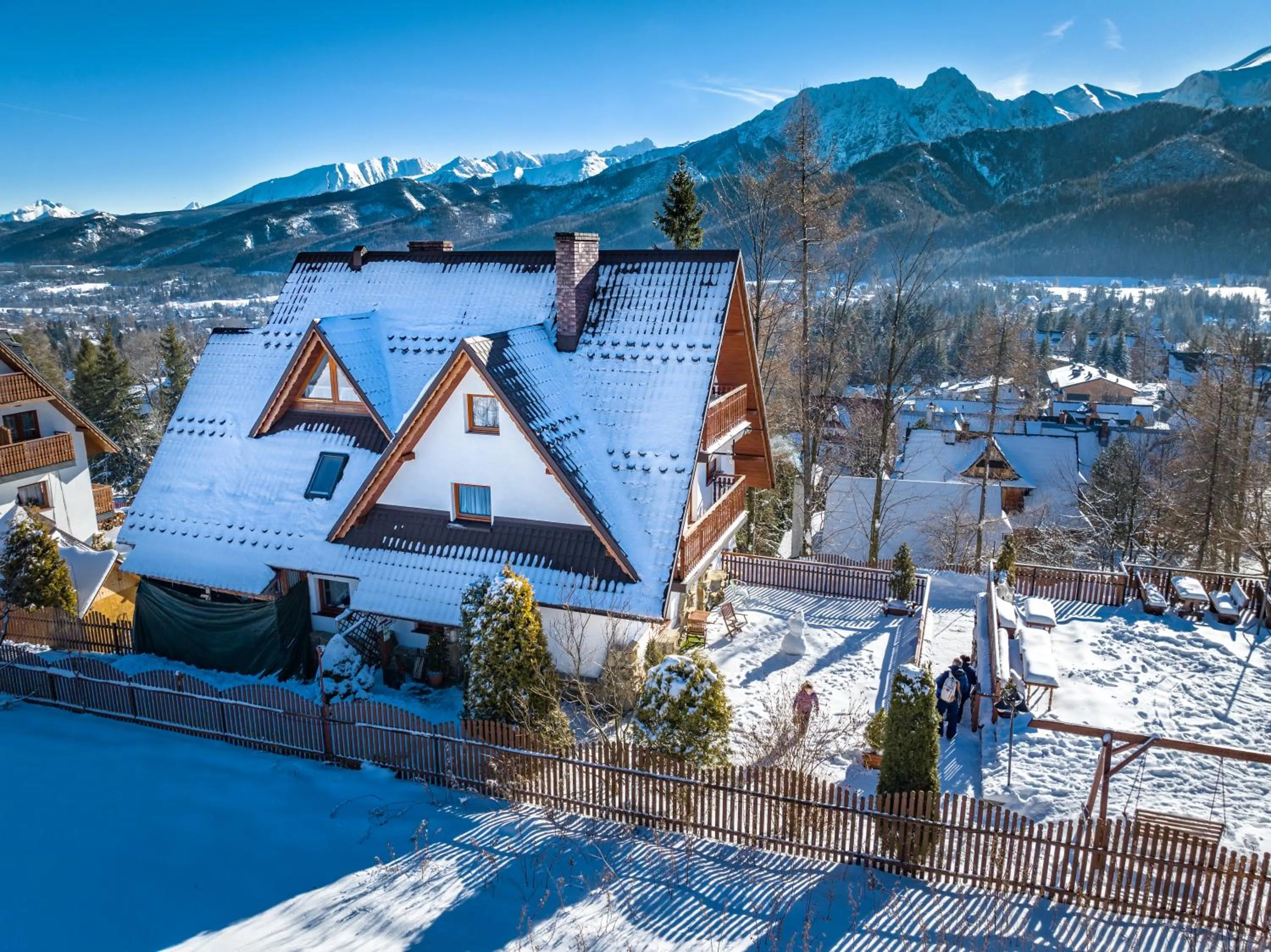 Property building in Górski Pałacyk Kompleks obiektów