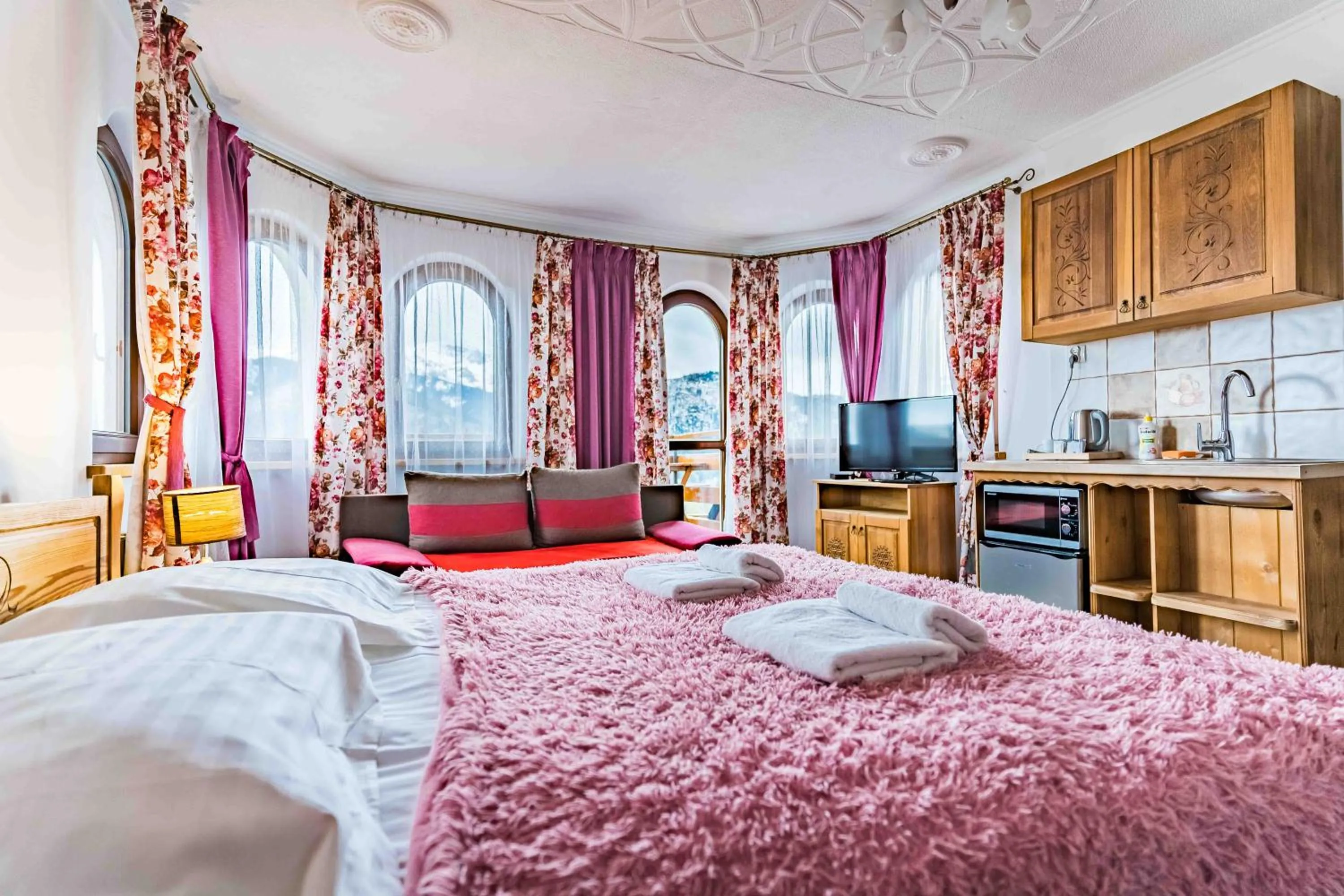 Bed in Górski Pałacyk Kompleks obiektów