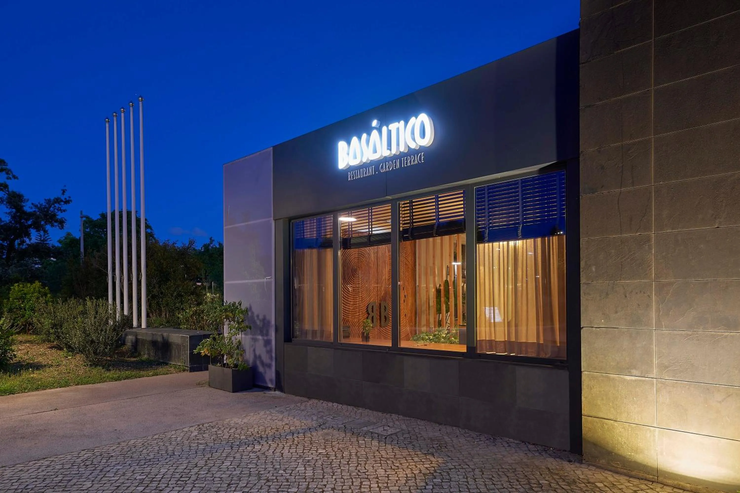 Property building in Hotel Acores Lisboa