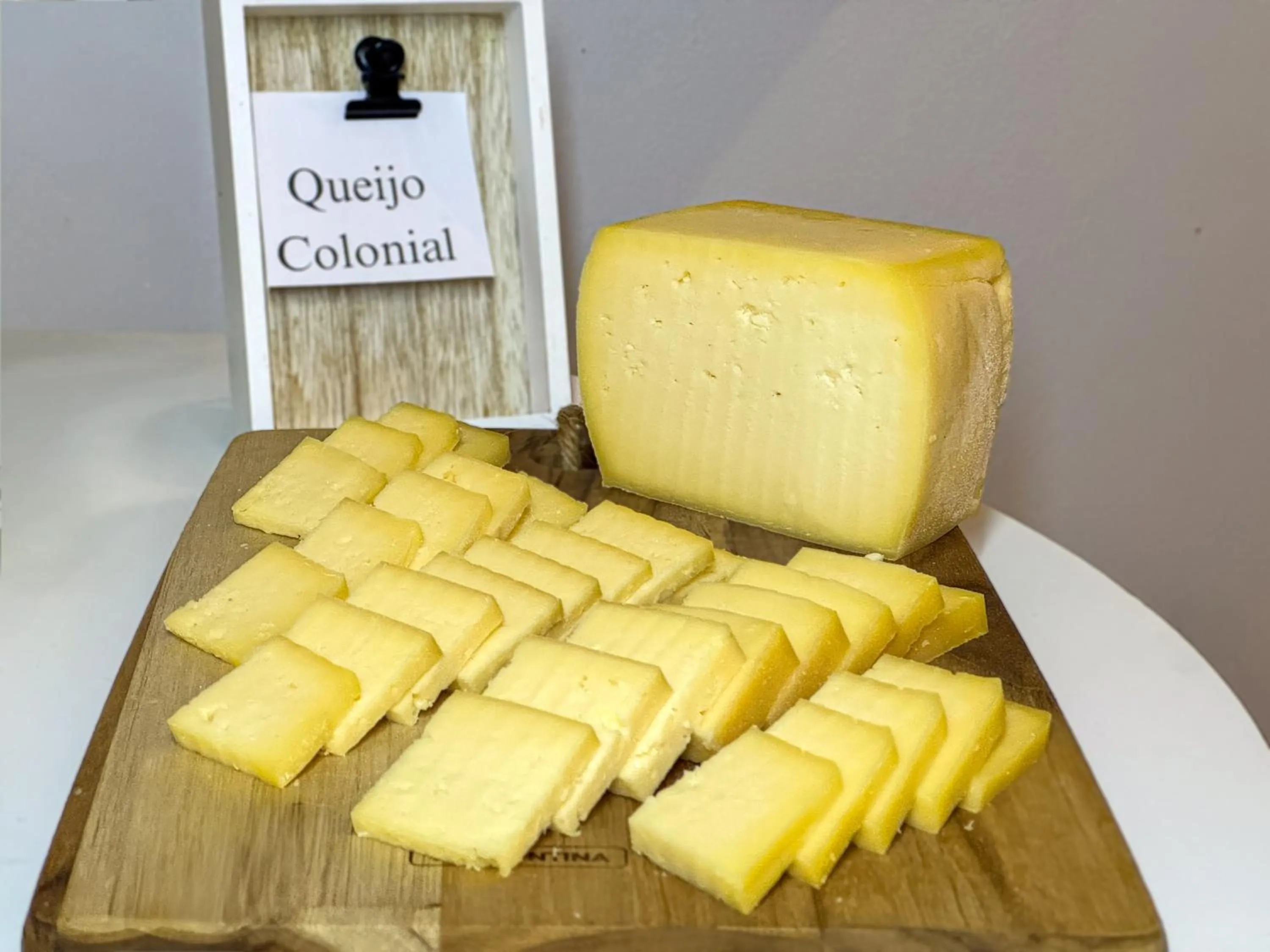 Buffet breakfast in Petit Hotel Provence Gramado