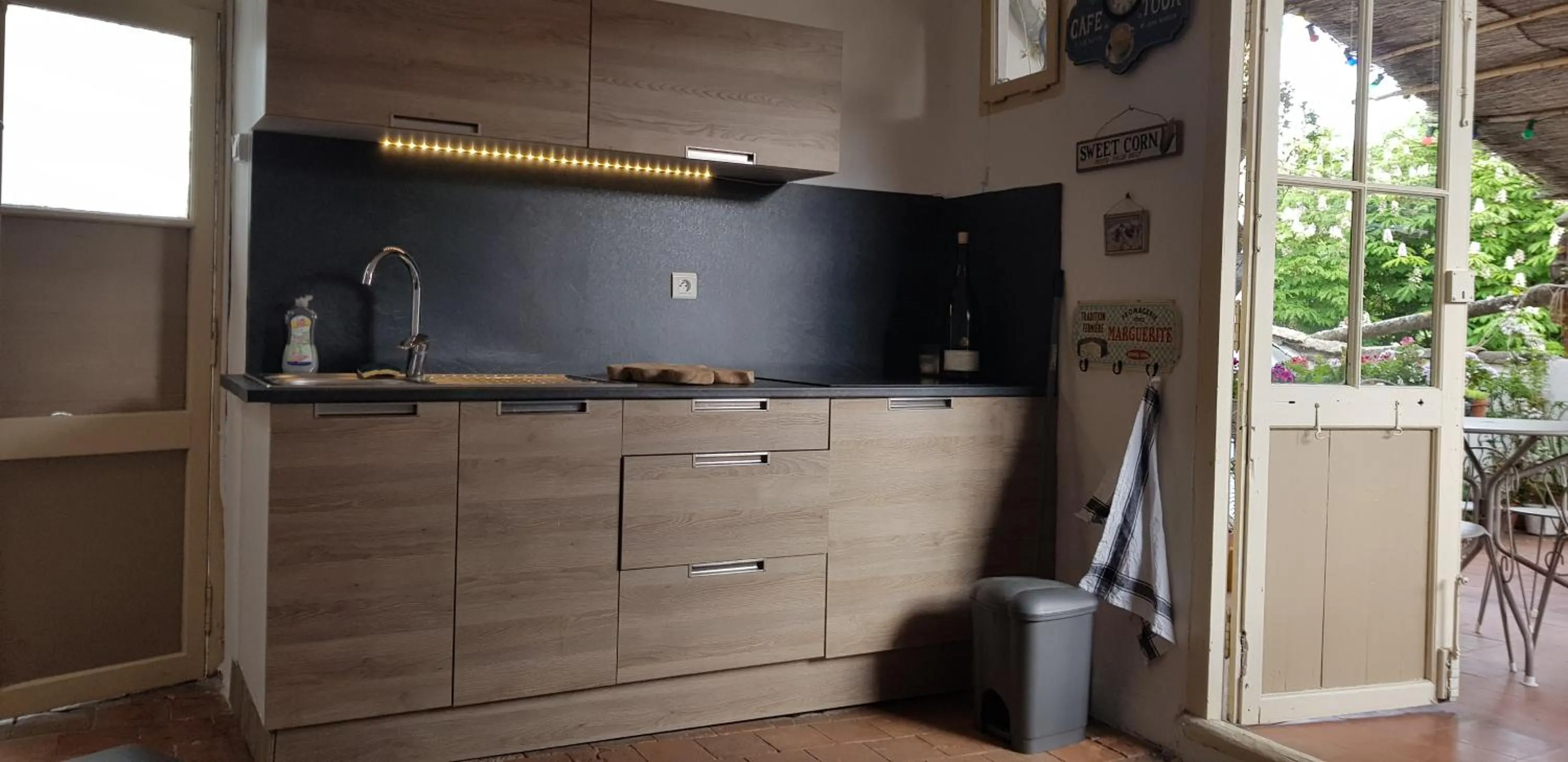 Kitchen or kitchenette in Chez Albert et Karine