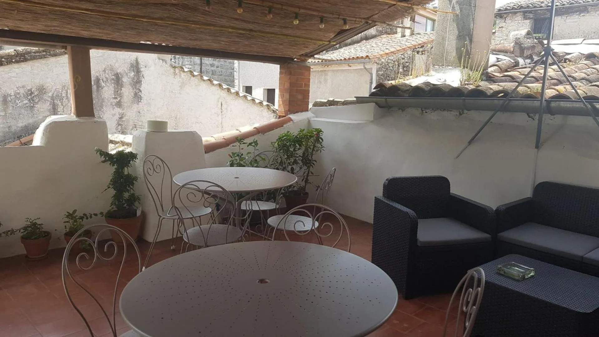 Patio in Chez Albert et Karine