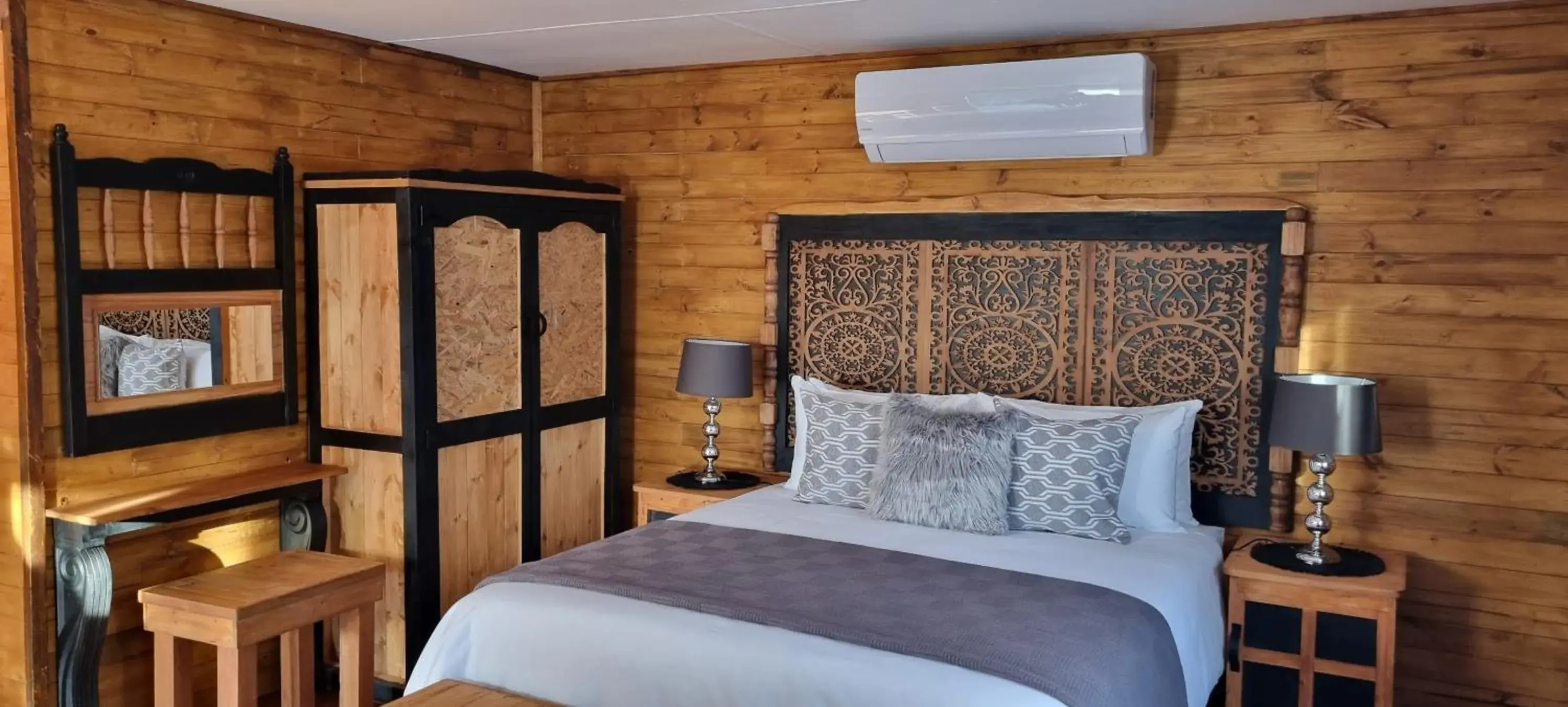 Comfort Cabin in River Rock Lodge Comfort Cabin in River Rock Lodge