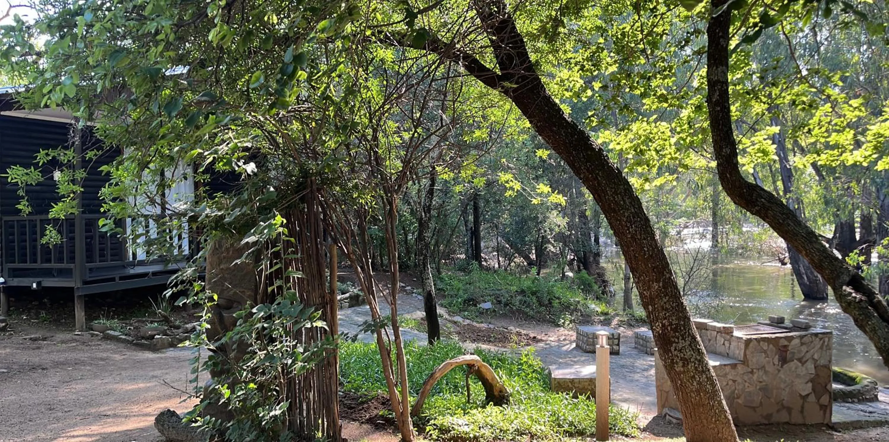 Day in River Rock Lodge