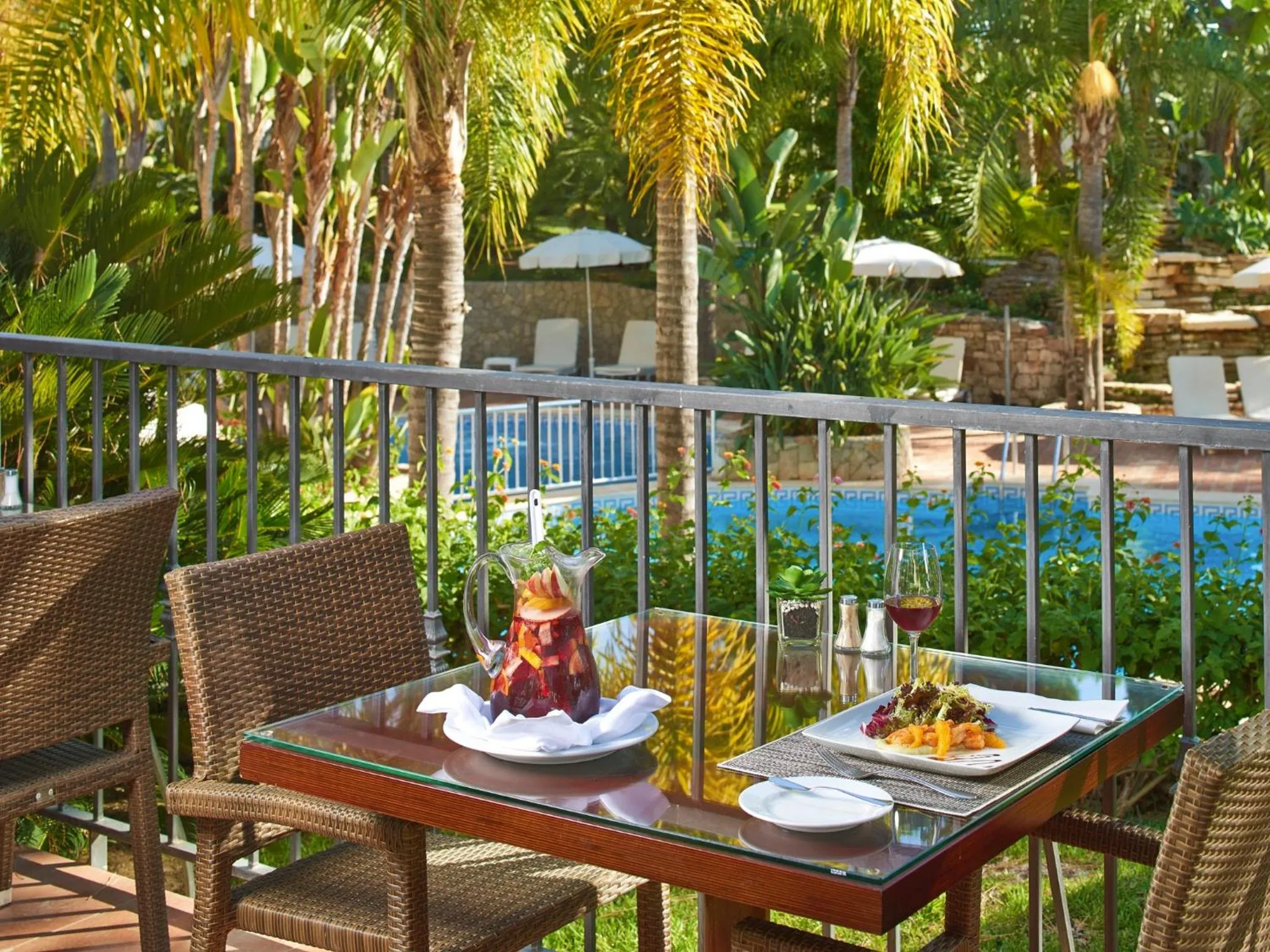 Dining area in Ria Park Garden Hotel