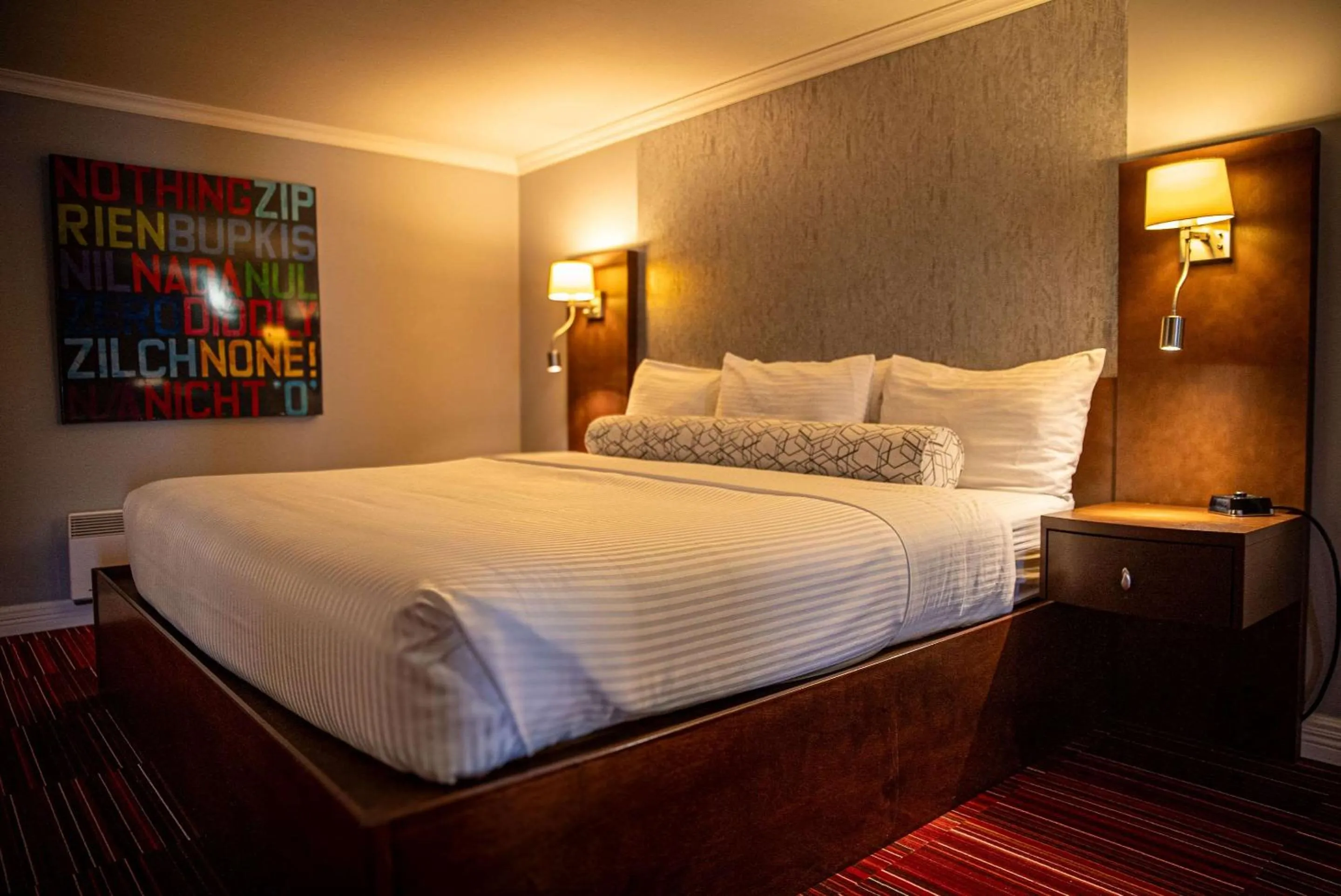 Bedroom, Bed in Le Noranda Hotel & Spa, an Ascend Collection Hotel