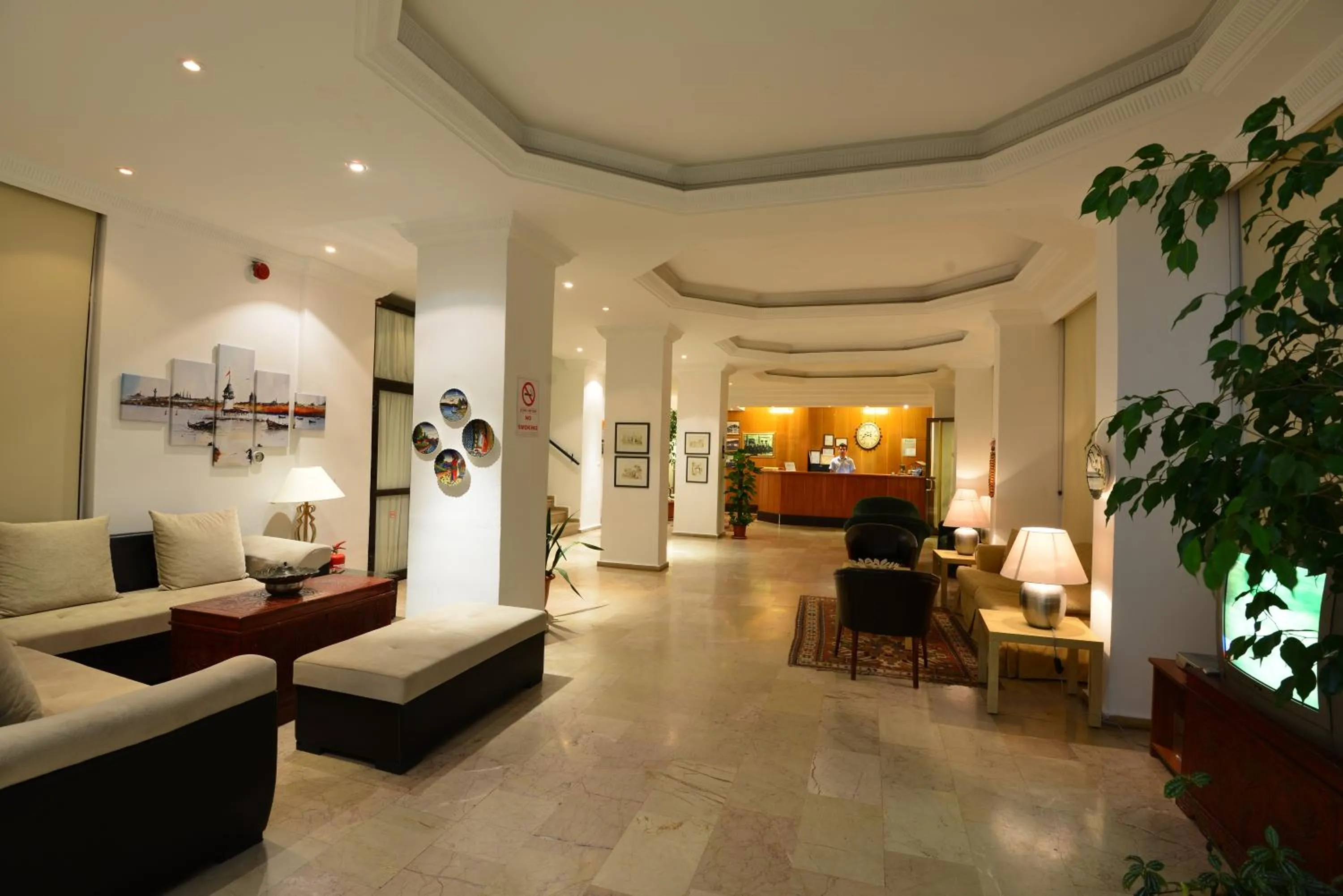 Lobby or reception in Diva Hotel