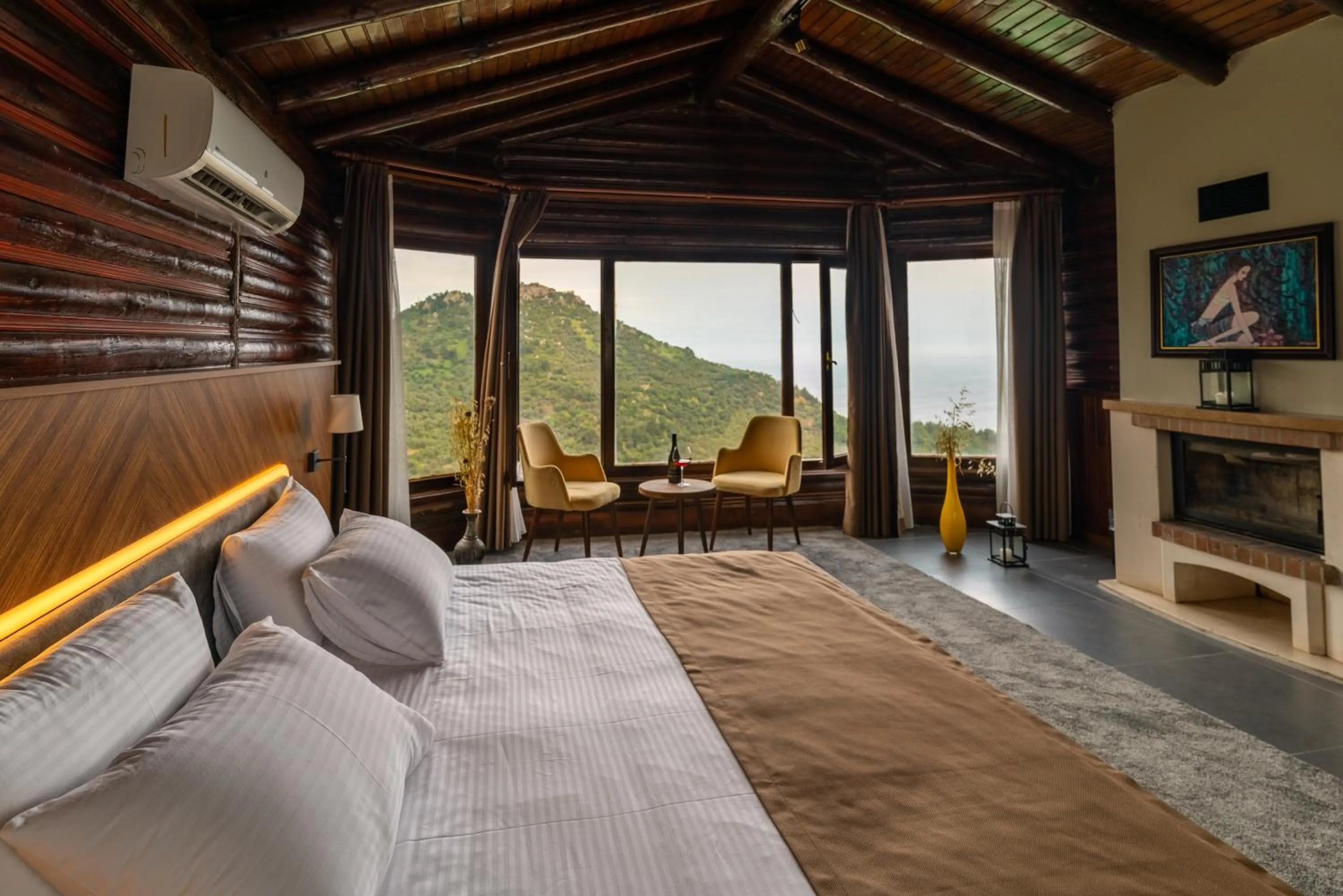 Photo of the whole room in Assos Kartal Yuvasi Hotel