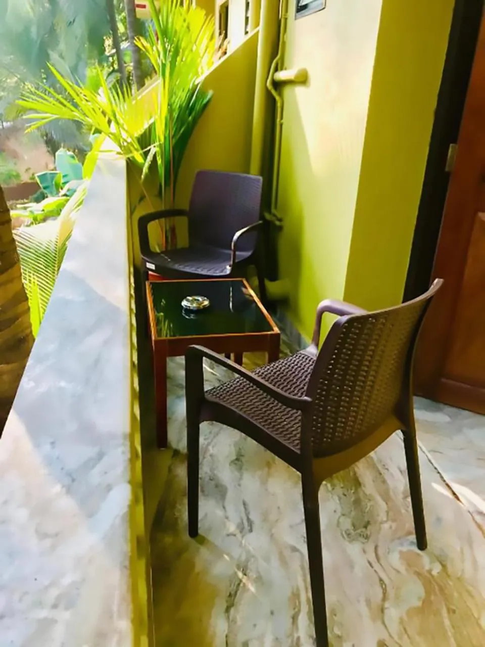 Balcony/Terrace in LaligurasVilla Beachside Escape - 100m to Beach