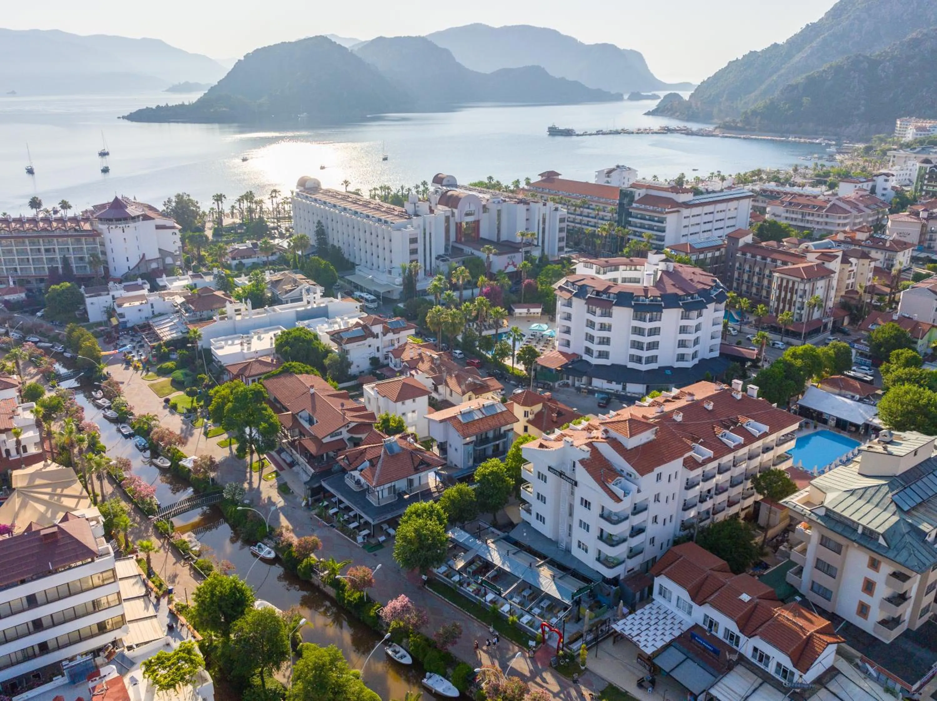 Sea view in Private Hotel