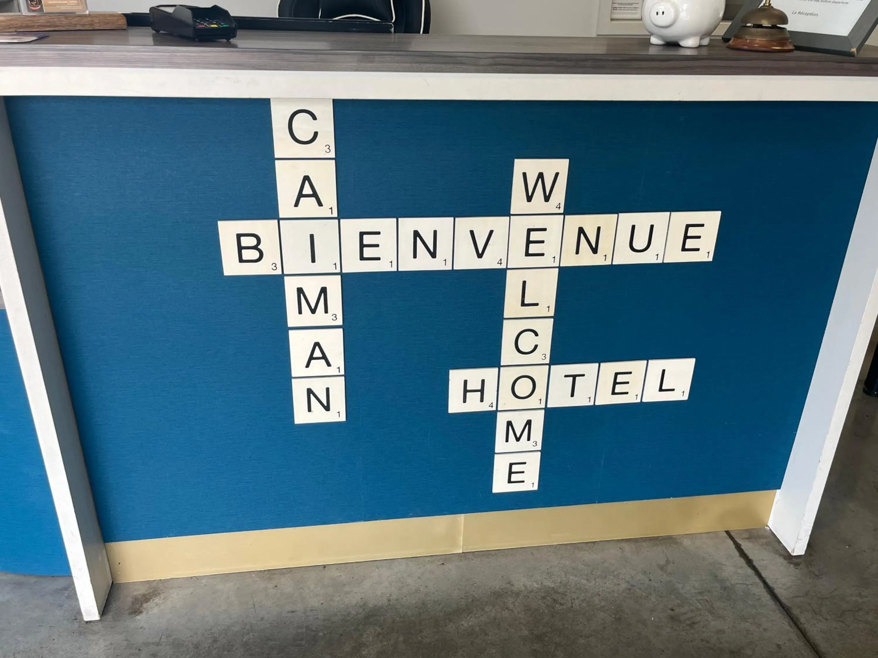 Lobby or reception in Hotel Caiman