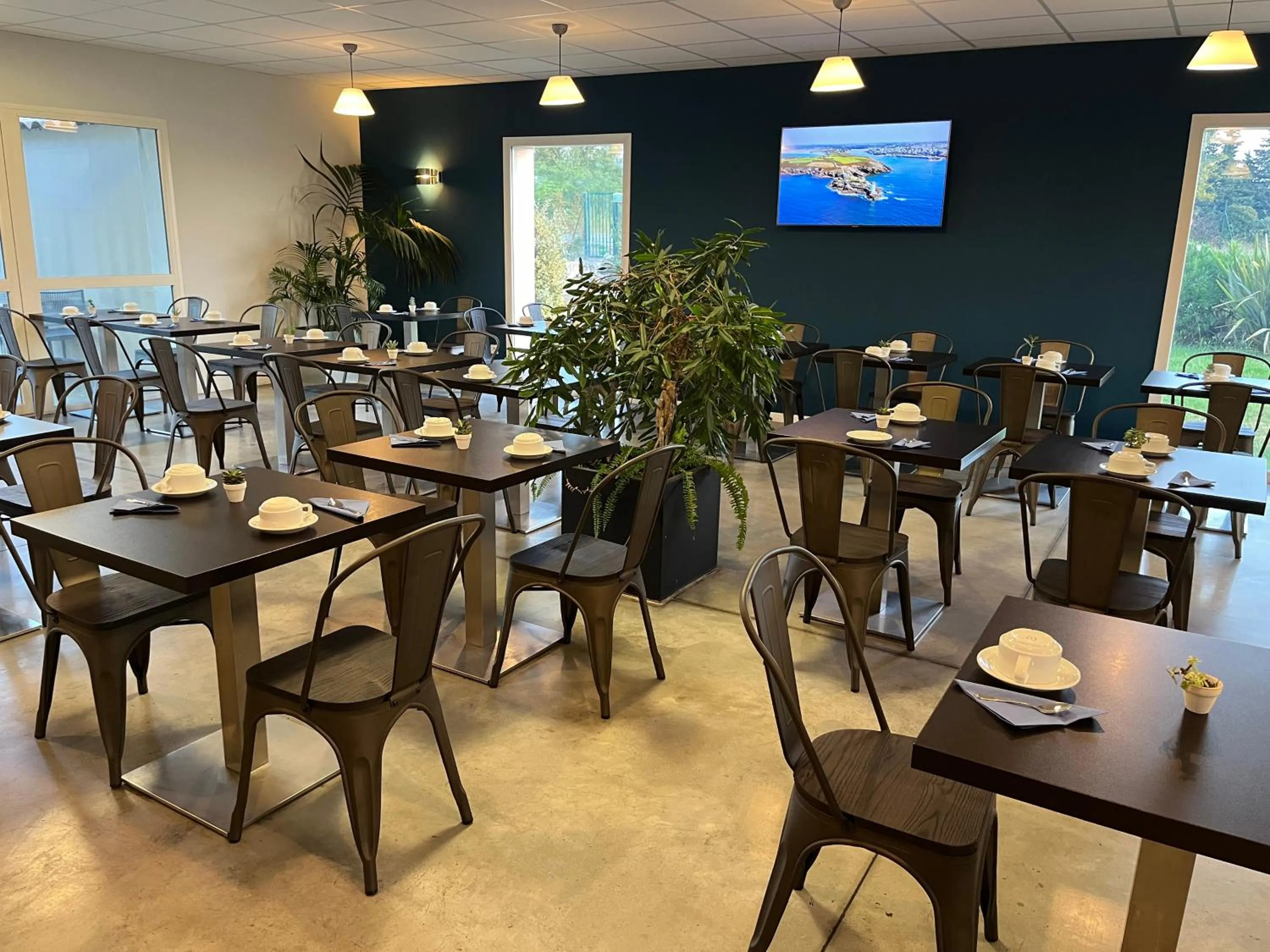 Breakfast in Hotel Caiman