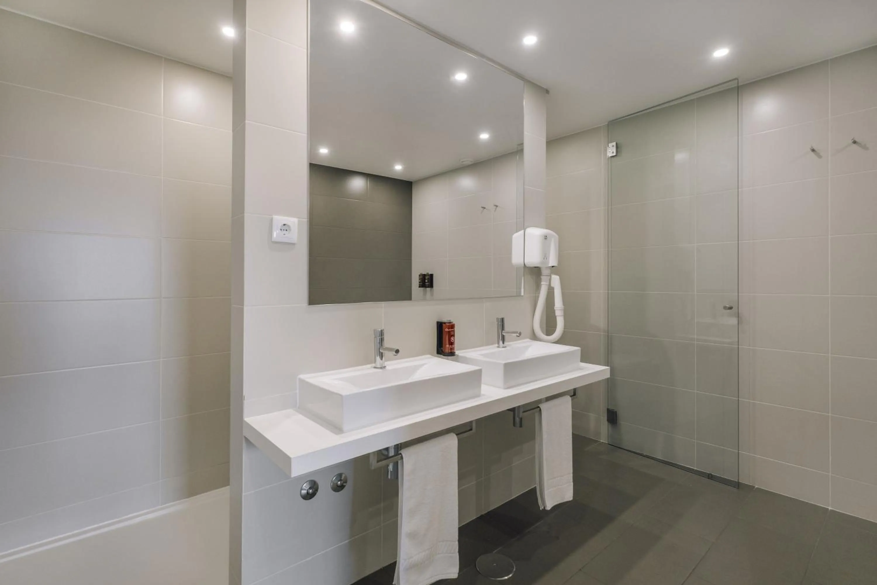 Bathroom in Sao Felix Hotel Hillside & Nature