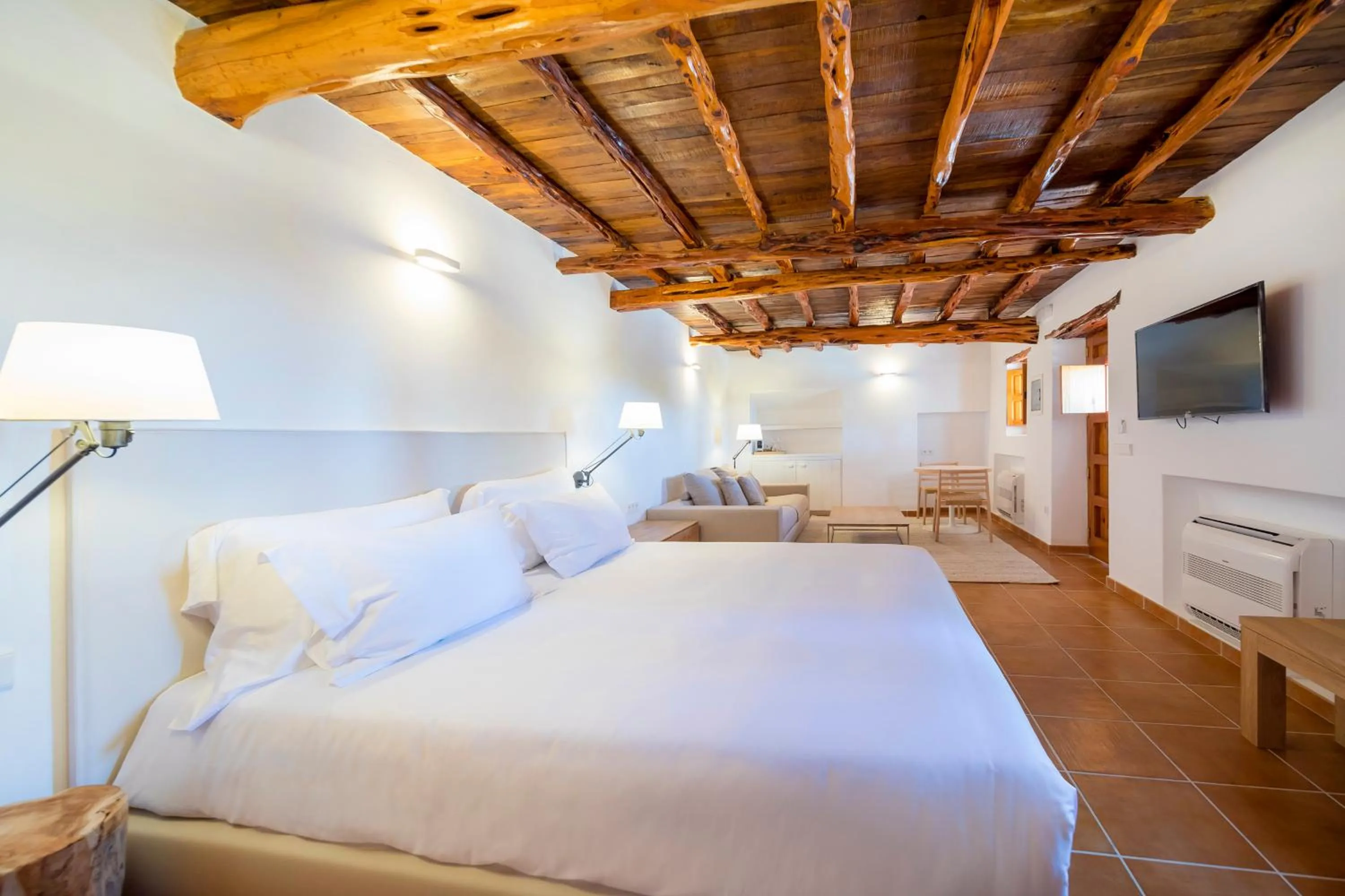 TV and multimedia, Bed in Agroturismo Can Toni Xumeu - Adults Only