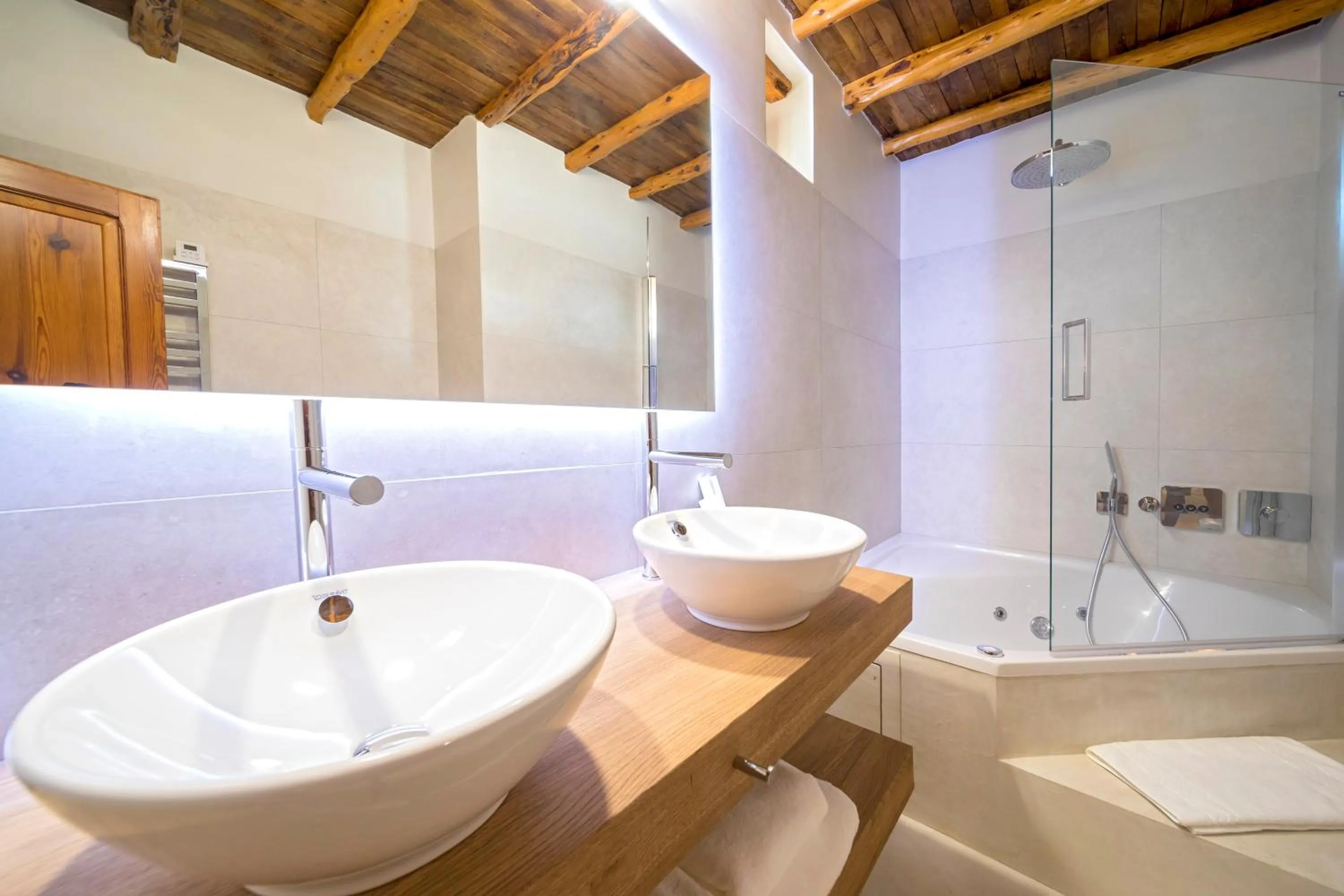 Bathroom in Agroturismo Can Toni Xumeu - Adults Only