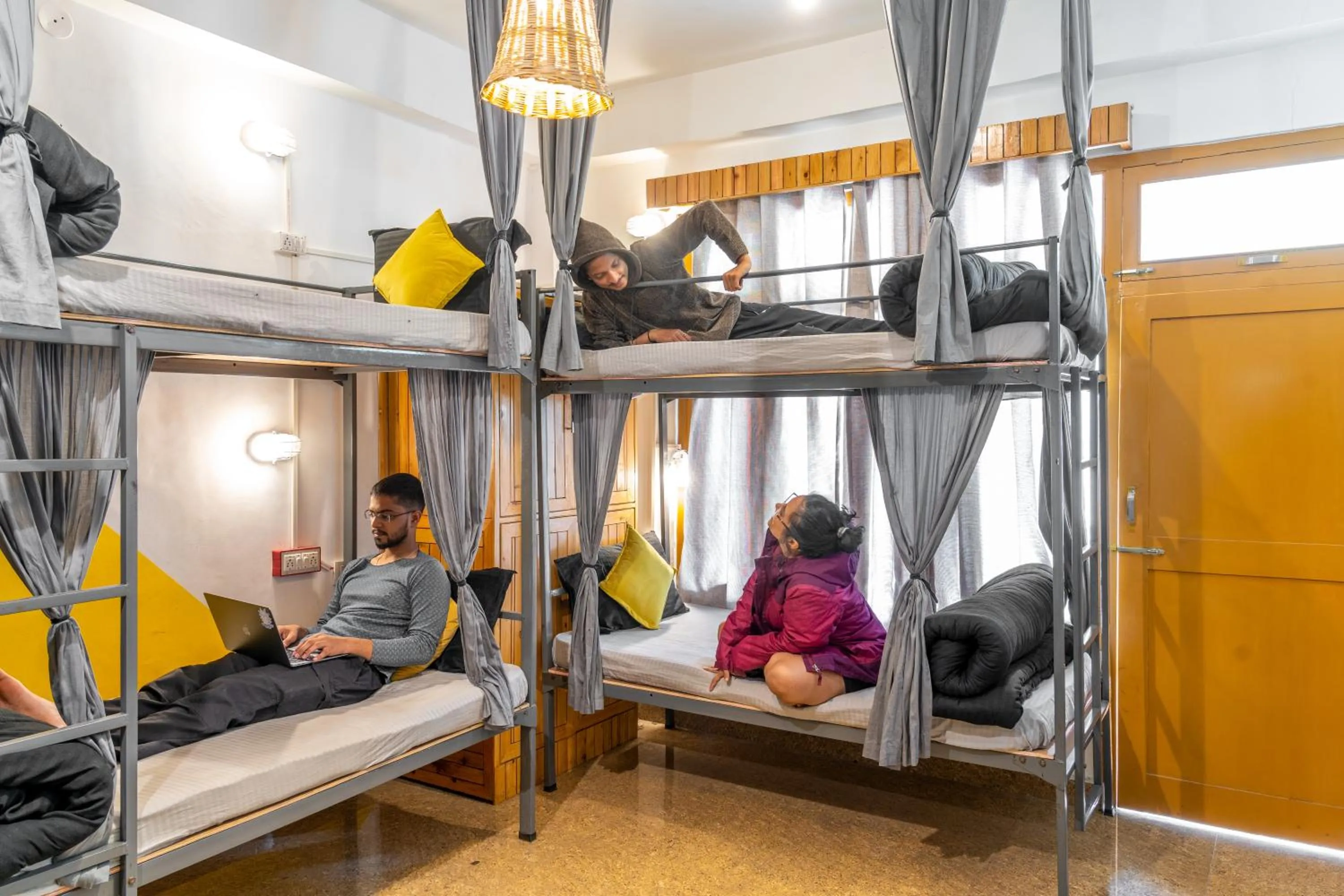 bunk bed, Bed in Whoopers Hostel Kasol