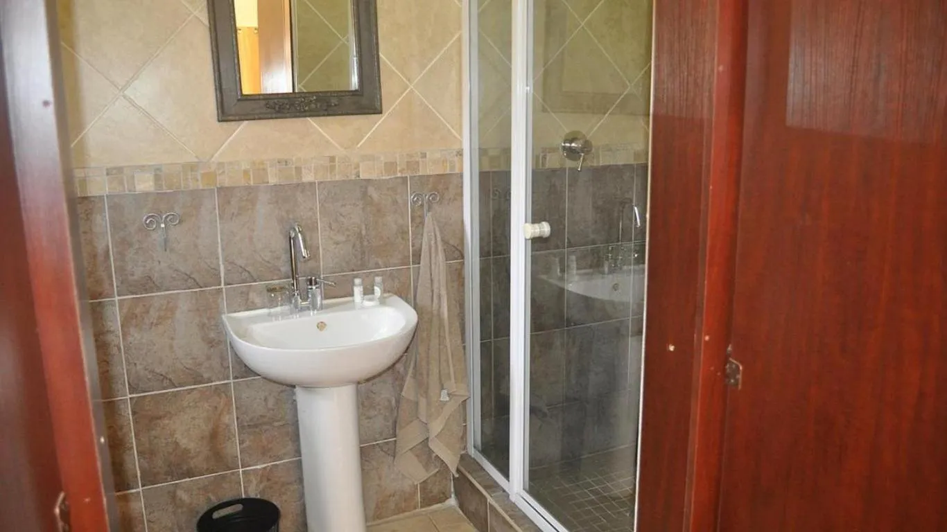 Echo Garden Guesthouse