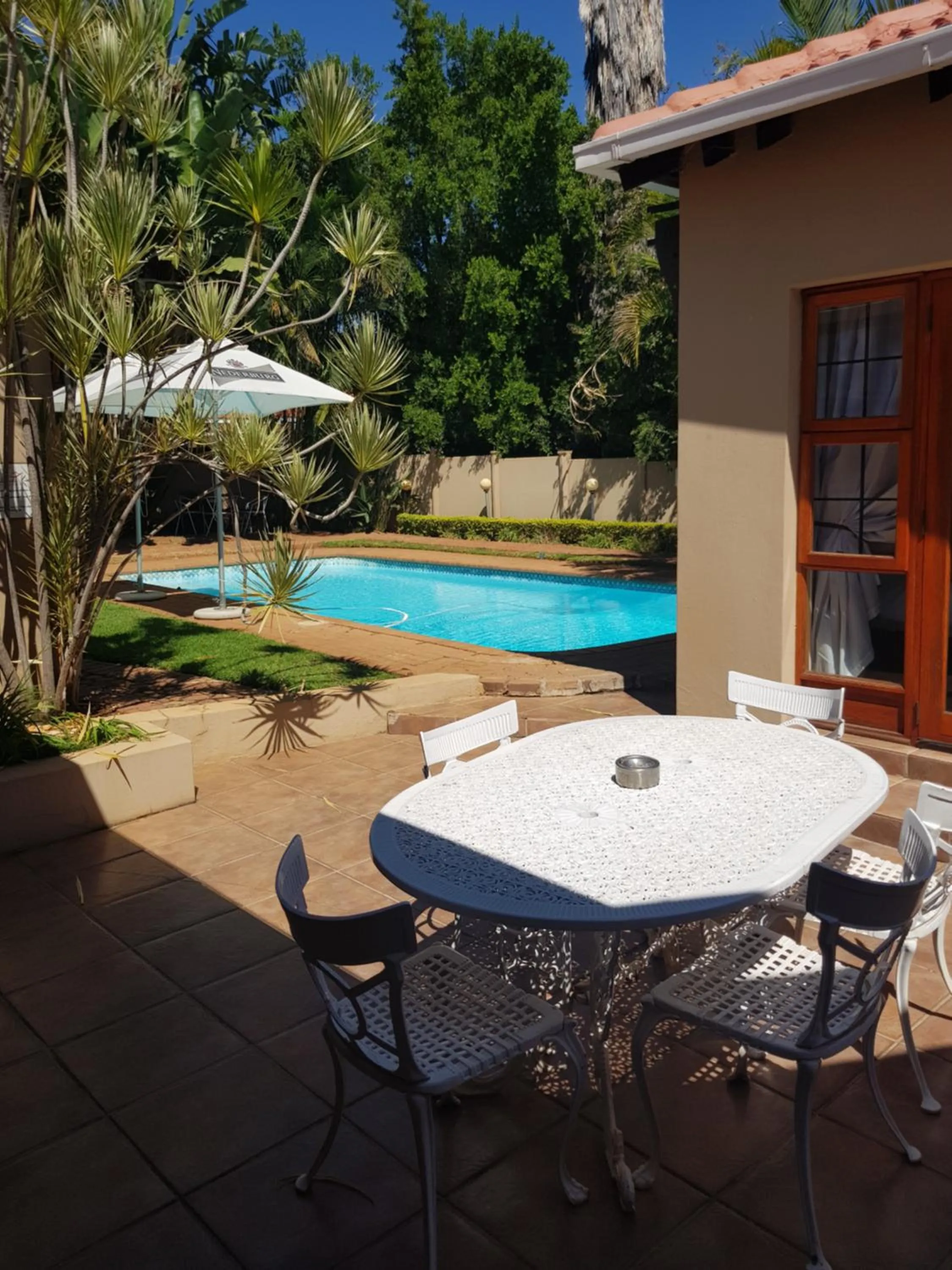 Echo Garden Guesthouse