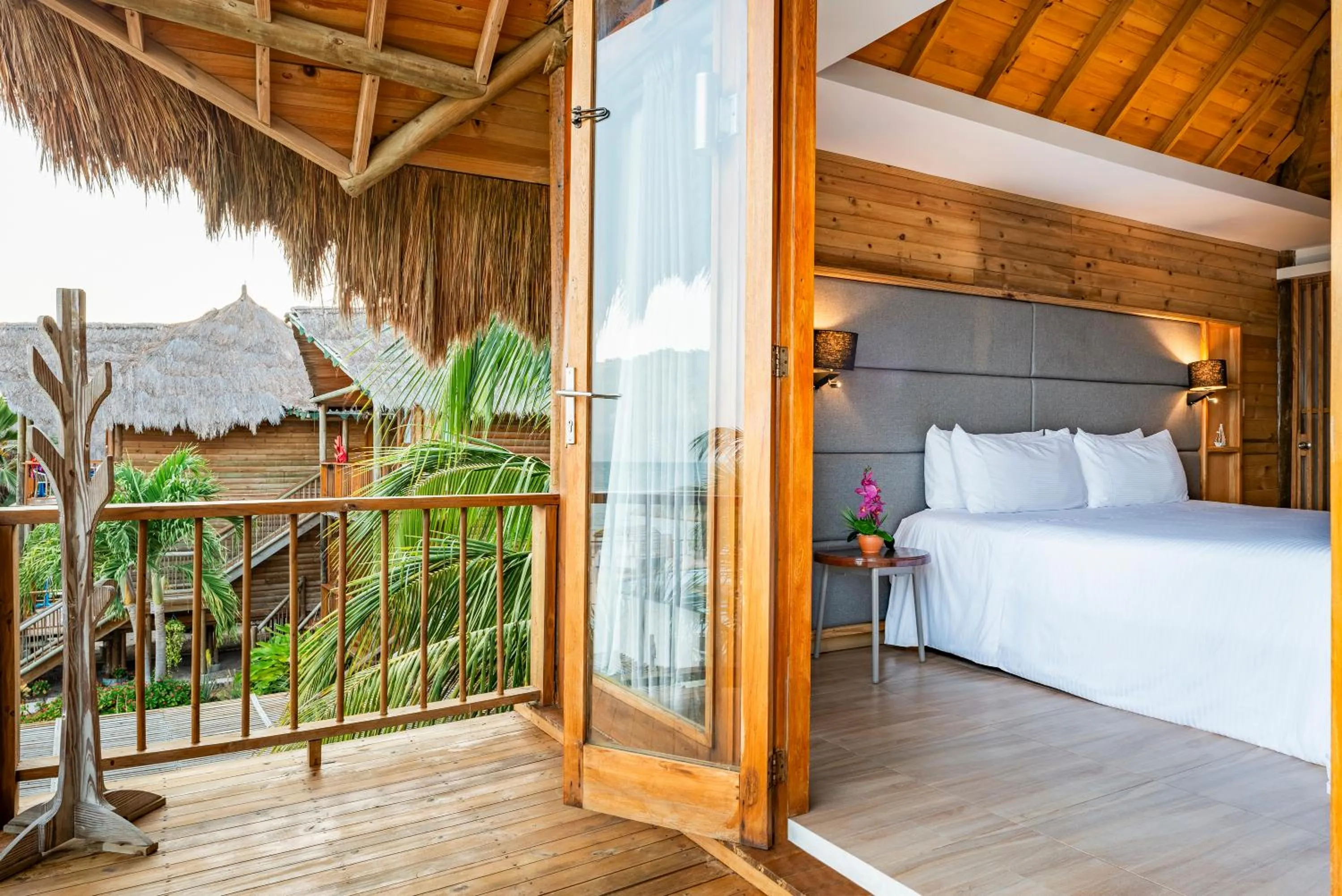 Garden view, Bed in Hotel Isla del Encanto