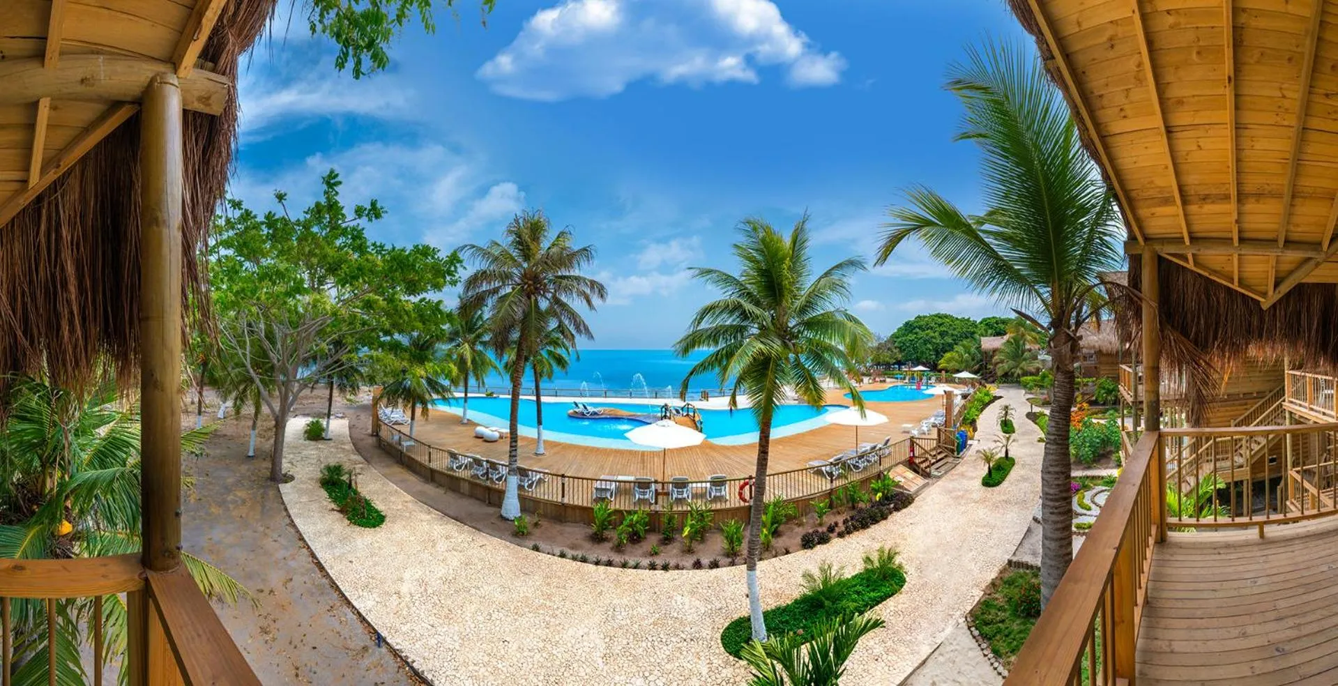 Pool view in Hotel Isla del Encanto
