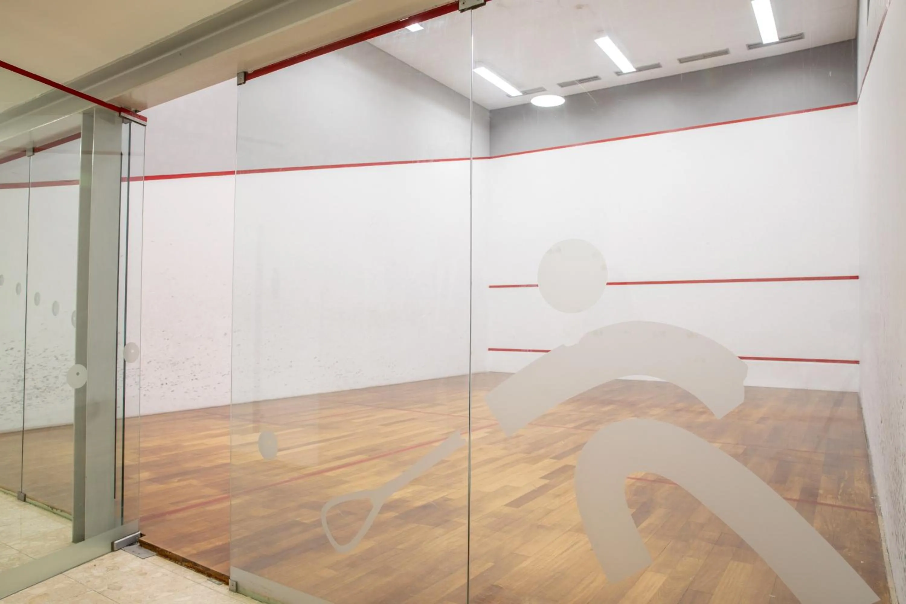 Squash in VIP Executive Azores Hotel