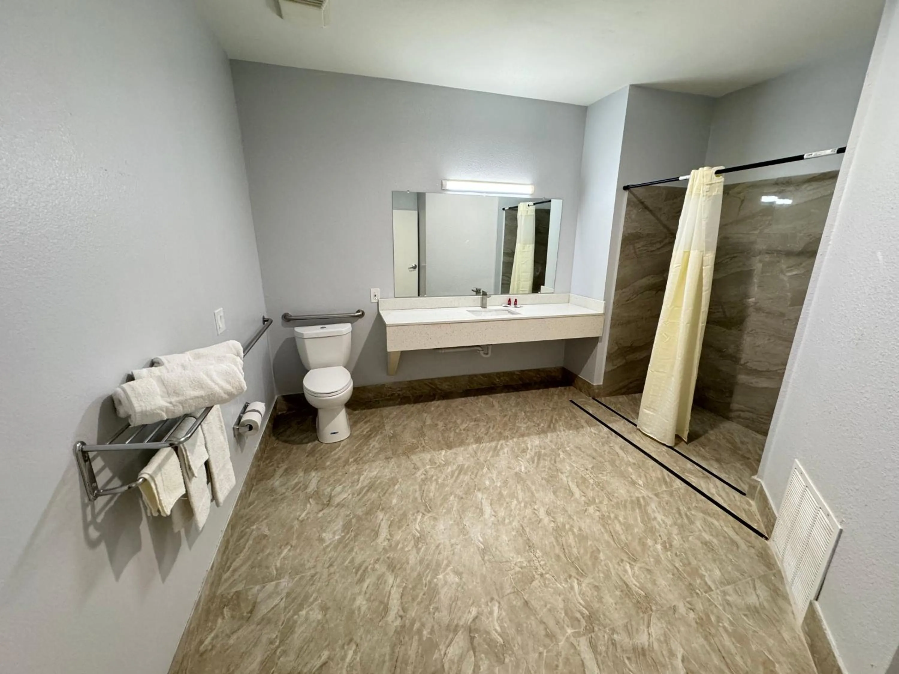 Americas Best Value Inn & Suites Haltom City Ft. Worth