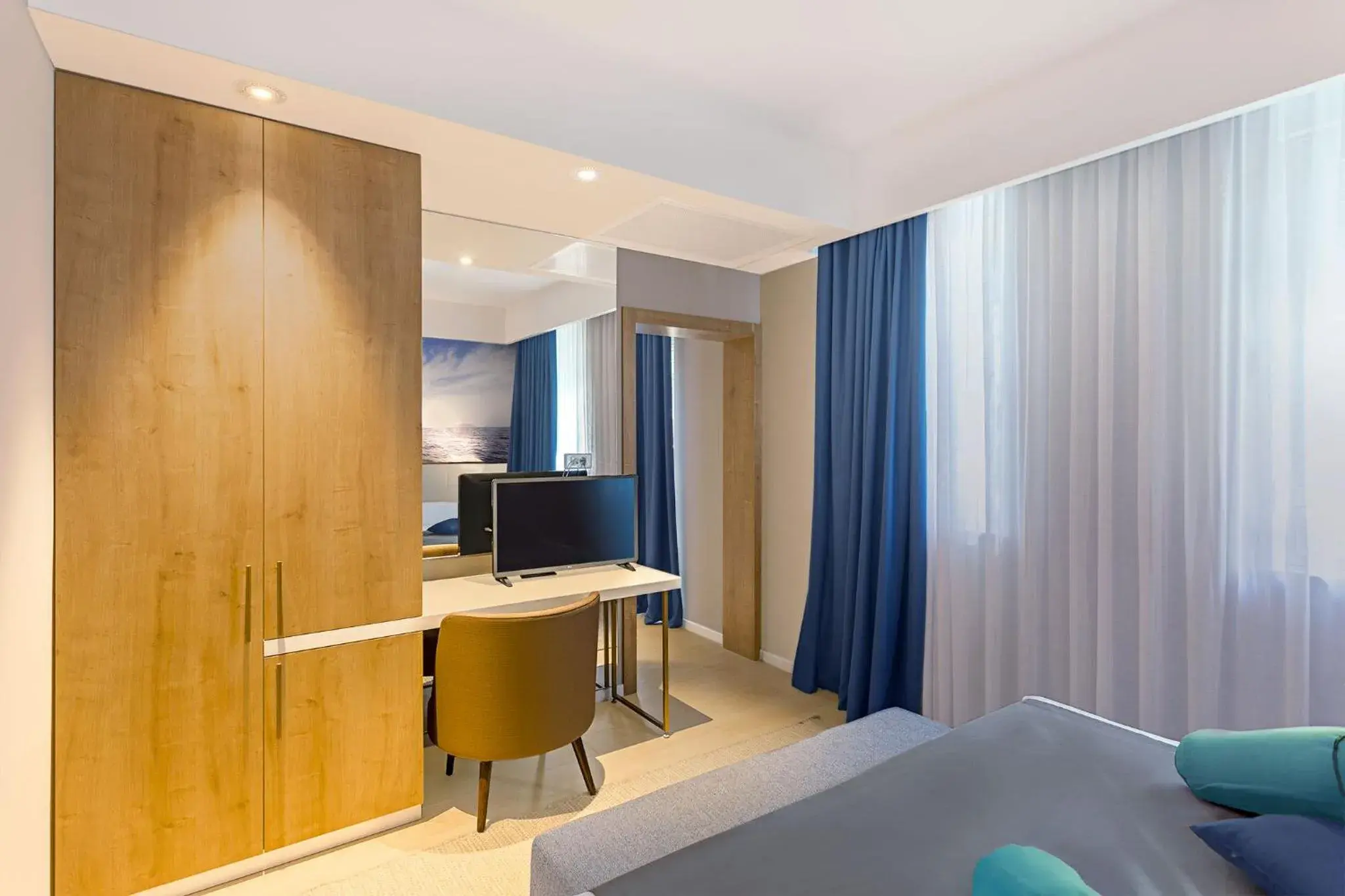 Quadruple Room in Ribarska Koliba Resort Quadruple Room in Ribarska Koliba Resort