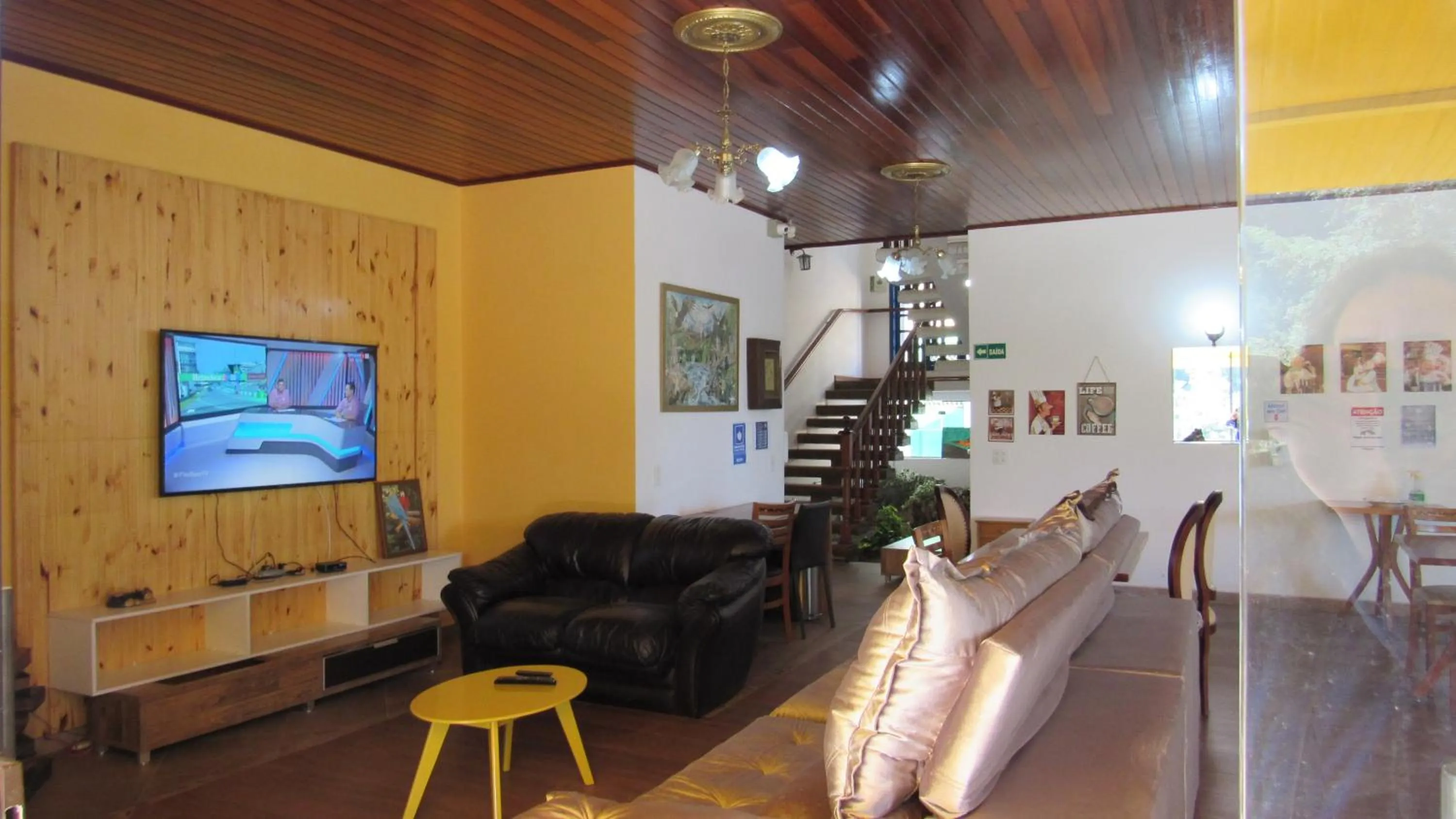 Golden Forest Pousada