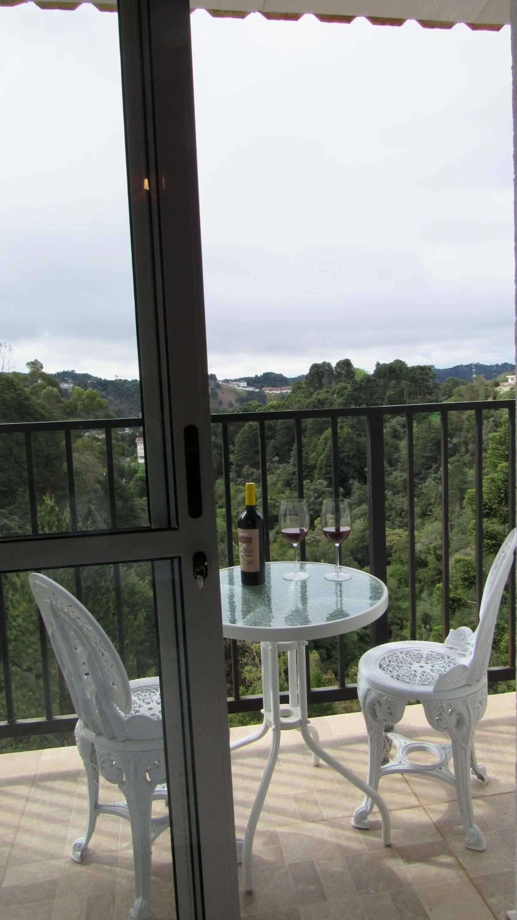 Golden Forest Pousada