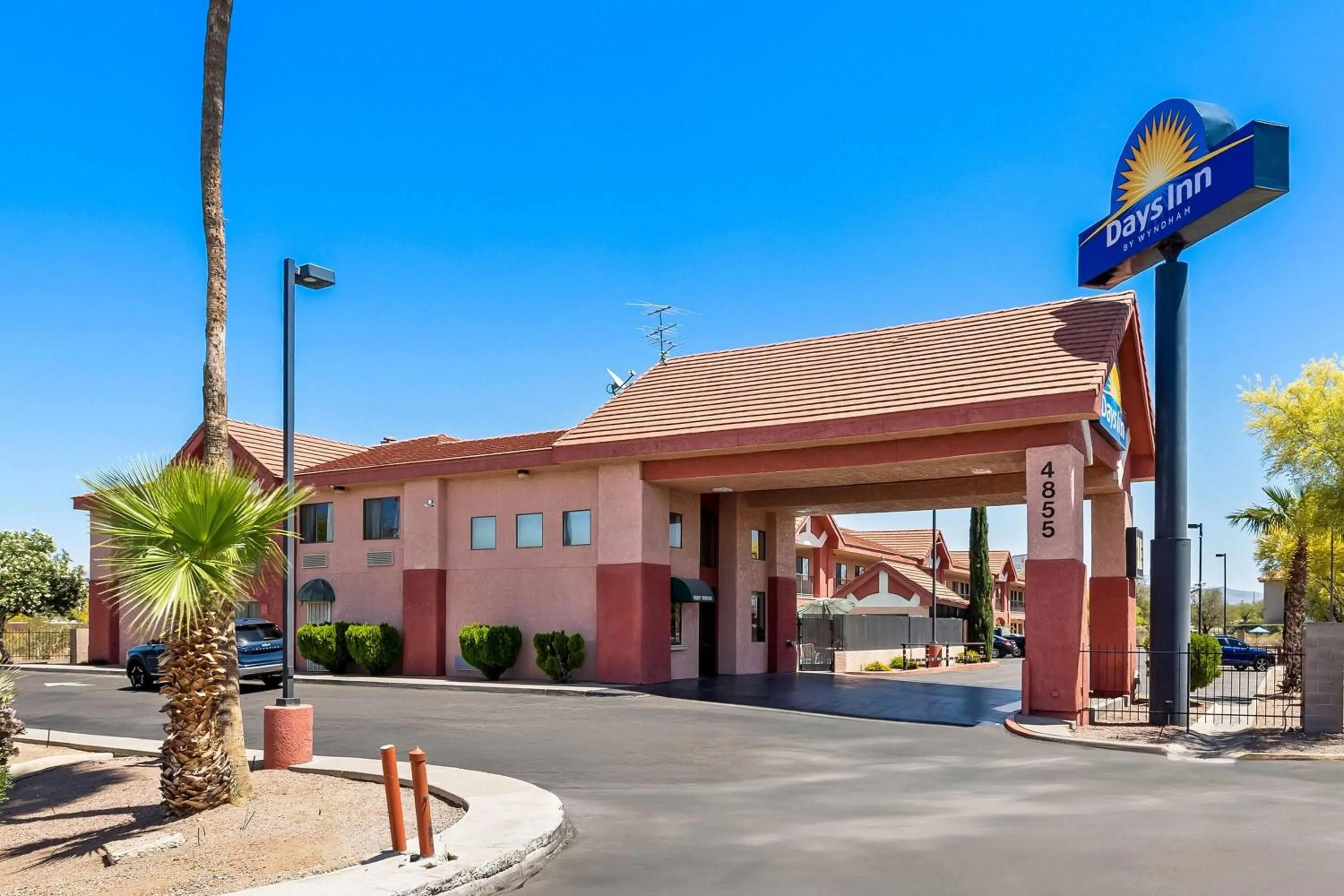 Property building in Days Inn by Wyndham Tucson Airport