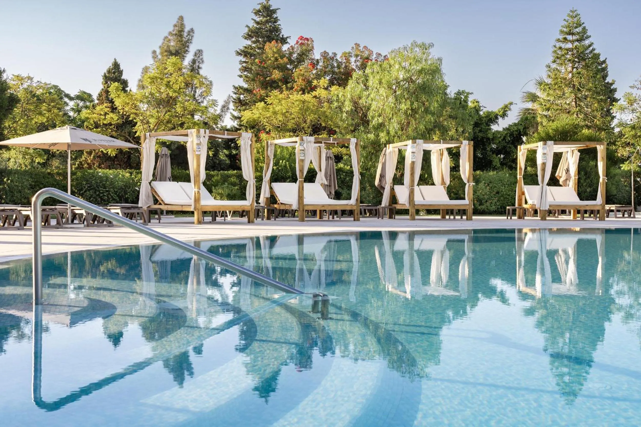 Swimming pool in Jupiter Albufeira Hotel - Family & Fun - All Inclusive