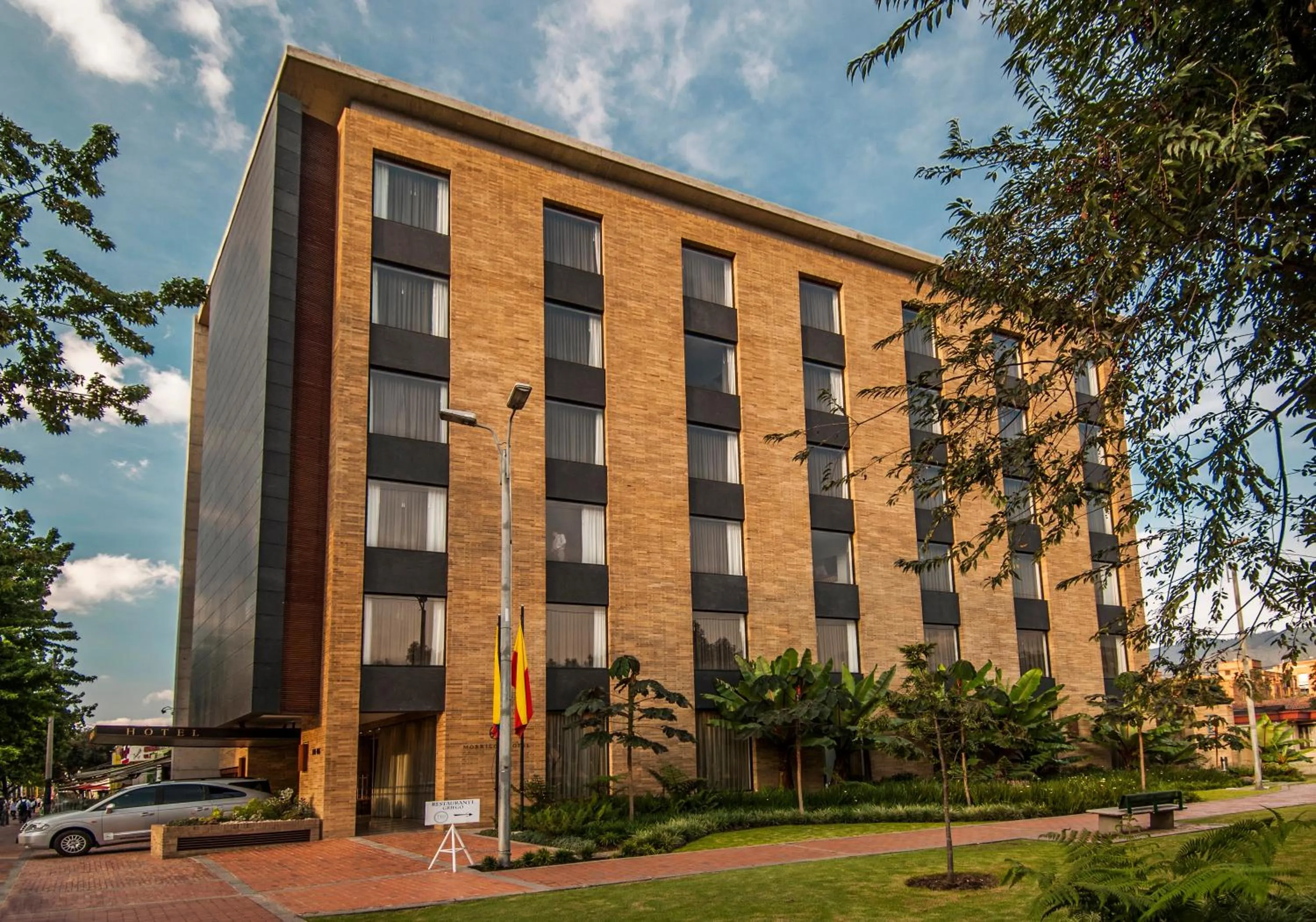 Facade/entrance in Hotel Morrison Usaquén