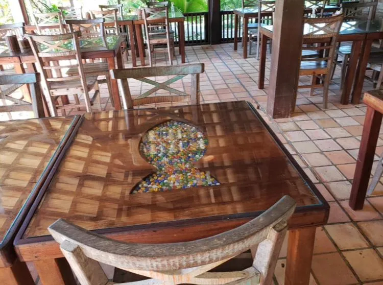 Restaurant/places to eat in Pousada Bichelenga