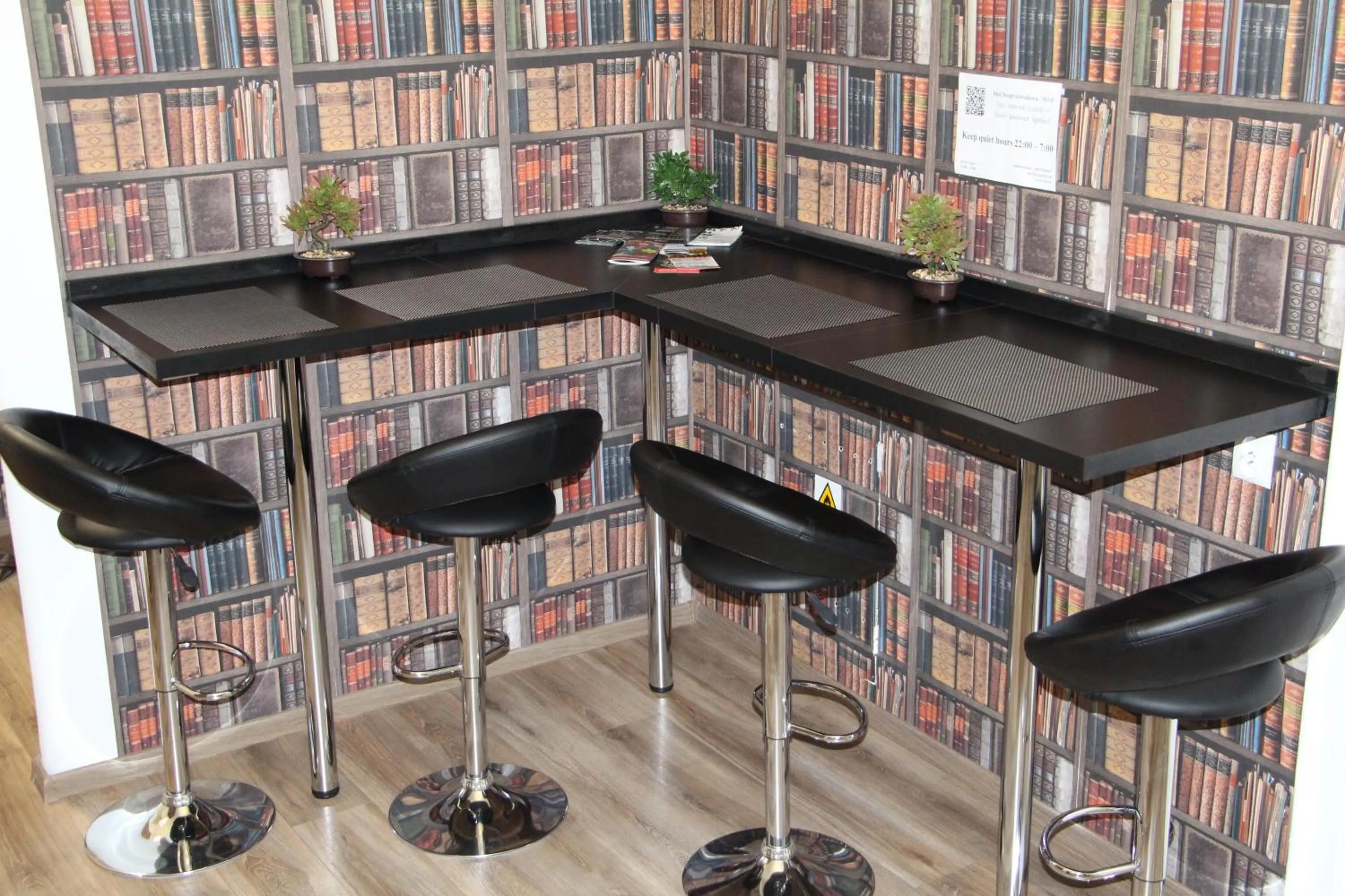 Dining area in Lorf Hostel&Apartments