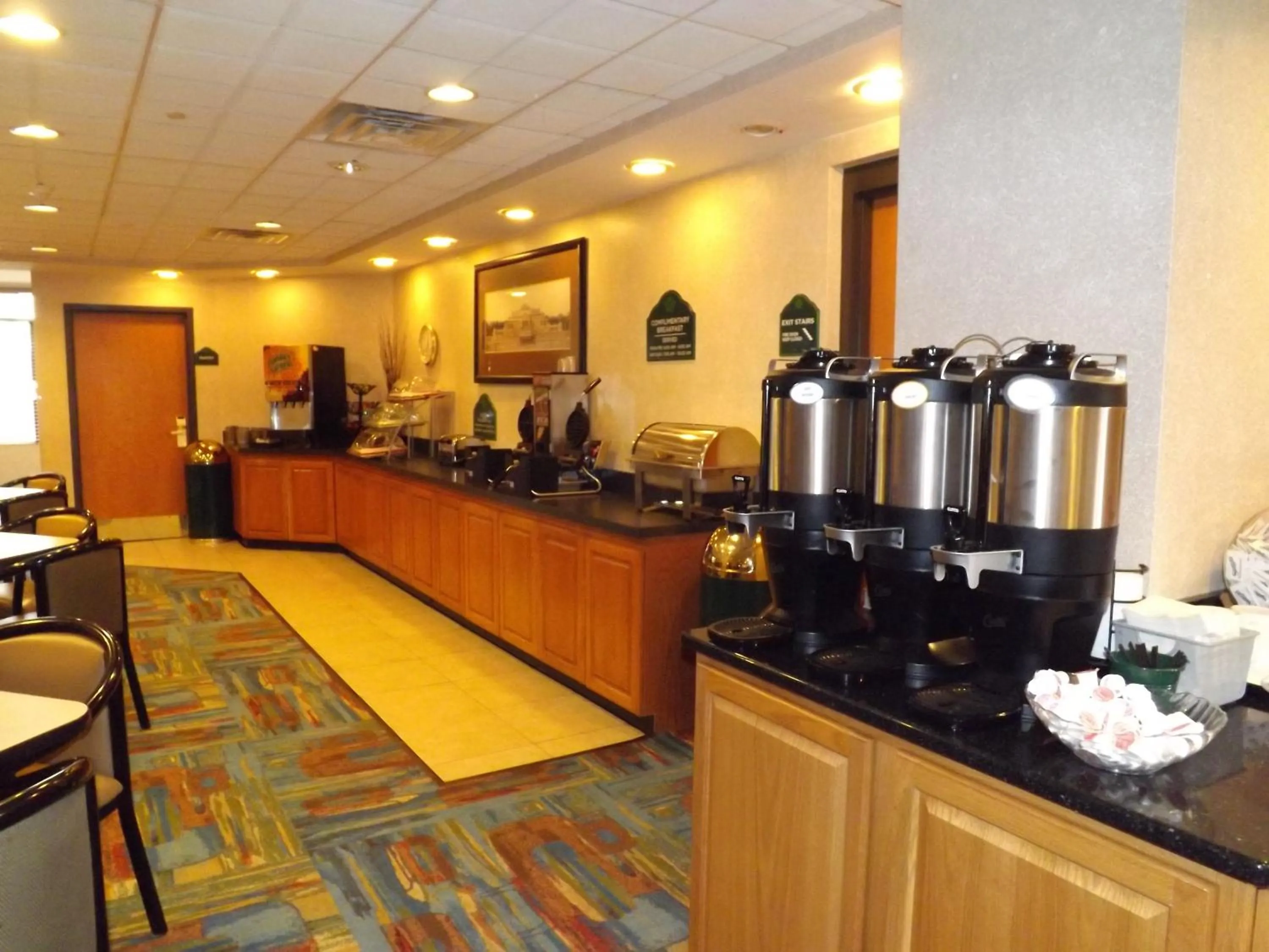 Food and drinks in Wingate by Wyndham Lima