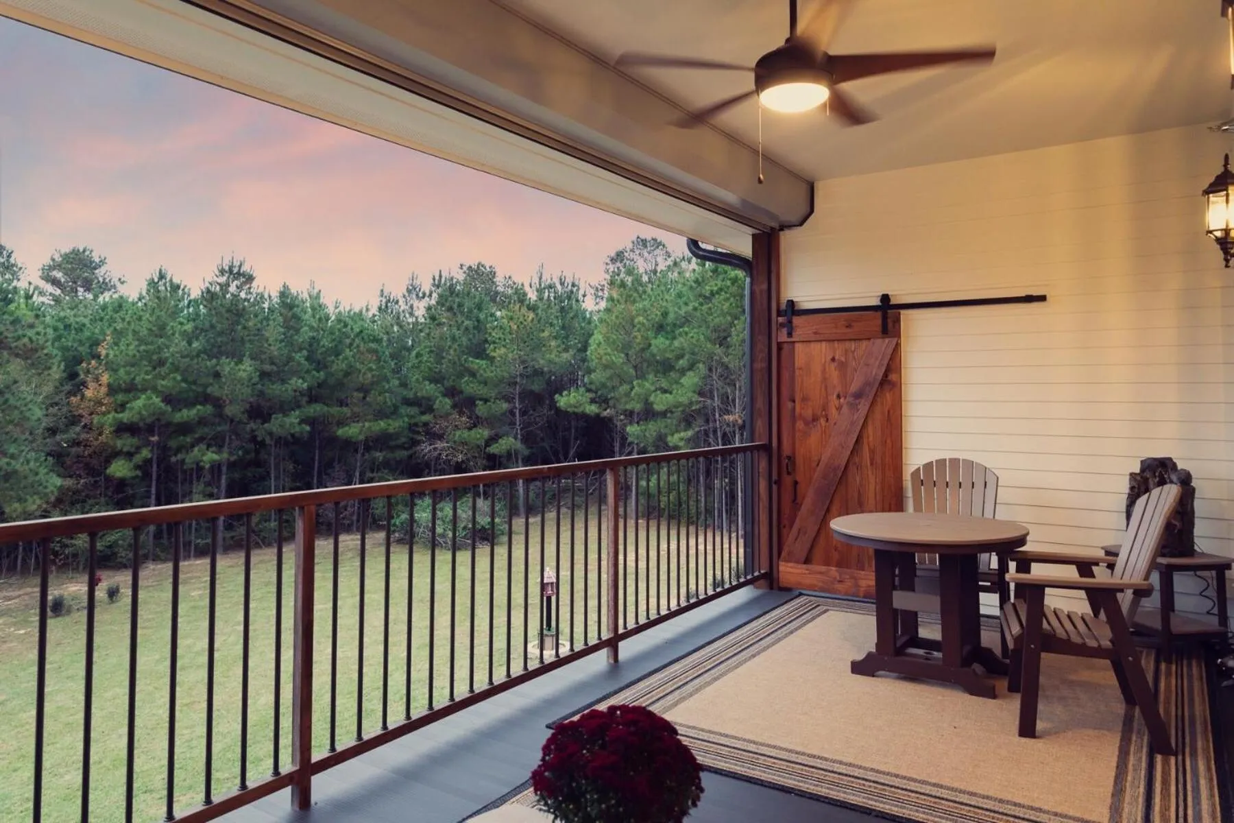 Patio in Bienvenue Mon Ami Bed and Breakfast