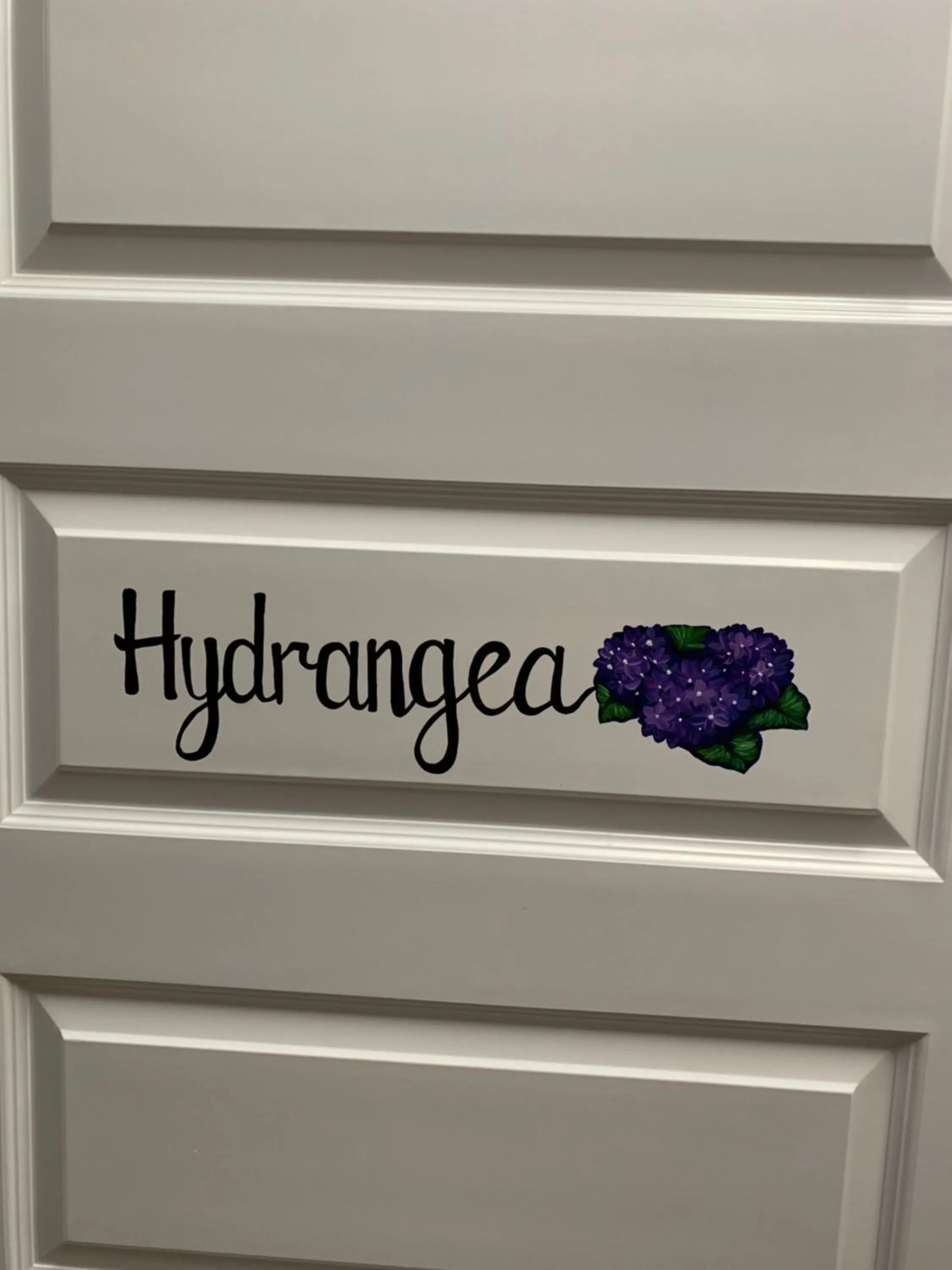 Decorative detail in Bienvenue Mon Ami Bed and Breakfast