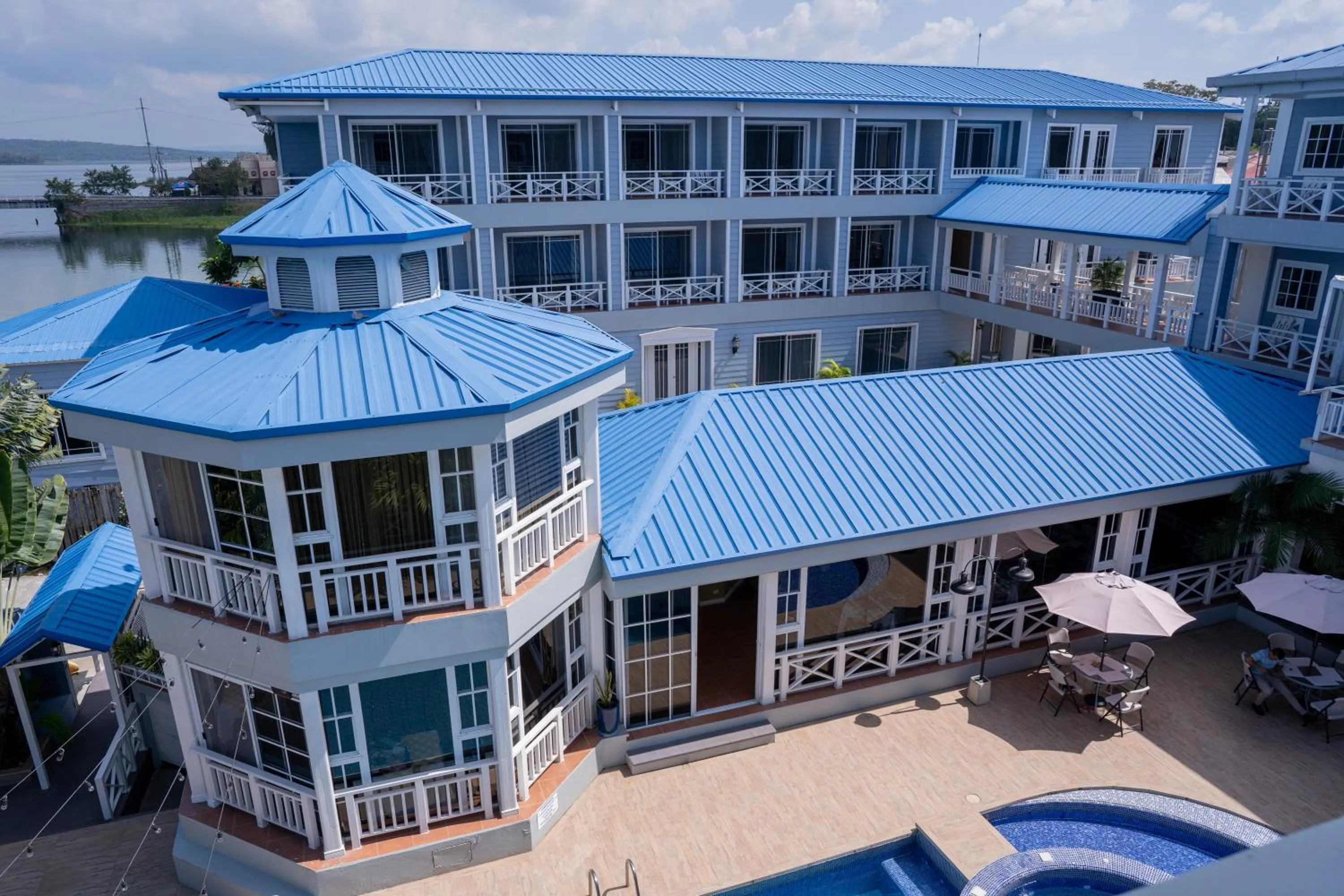 Property building in Hotel Casona del Lago