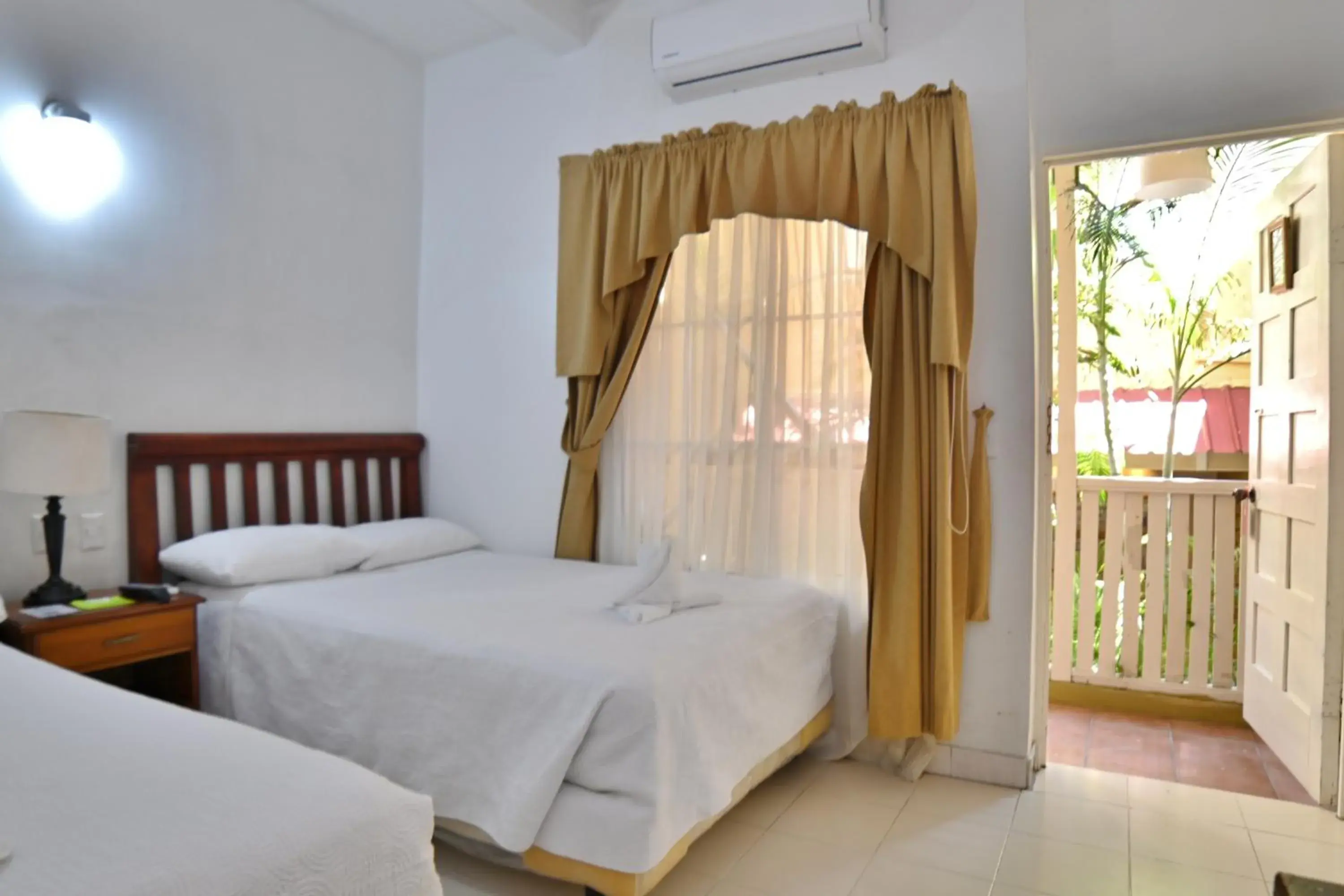 Double with 2 beds in Hotel Peten Double with 2 beds in Hotel Peten